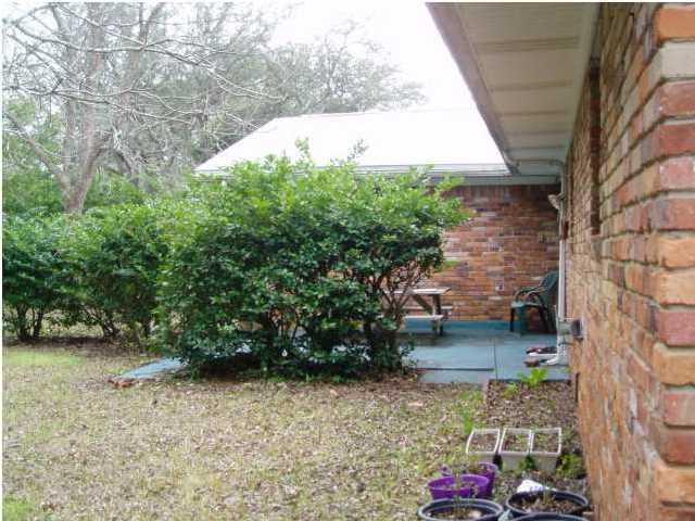 ELLIOTTS POINT 10TH ADDN - Residential