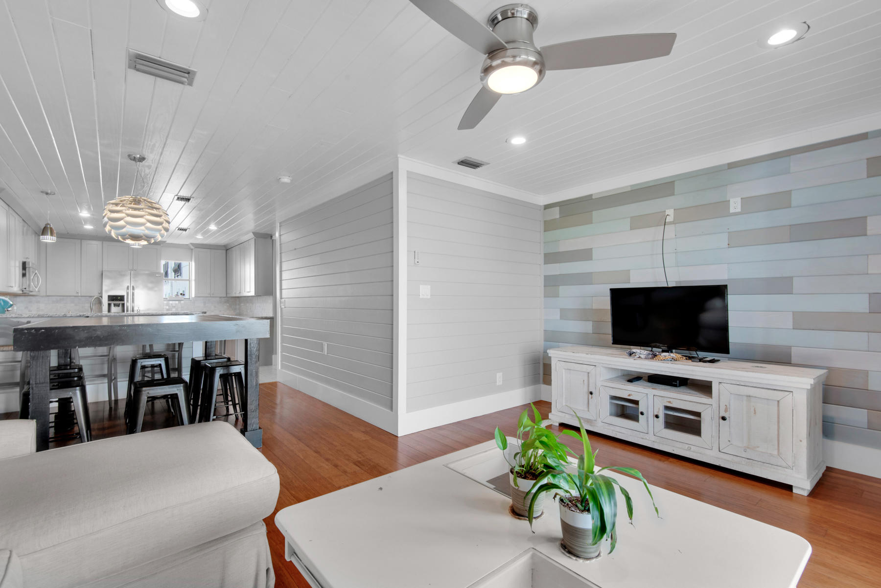 COSTA VISTA T/H - Residential