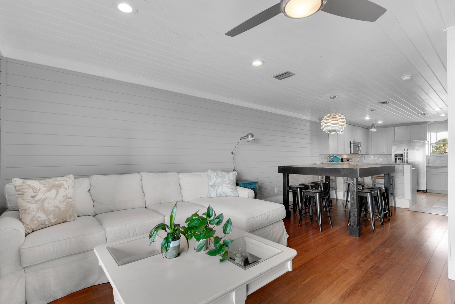 COSTA VISTA T/H - Residential