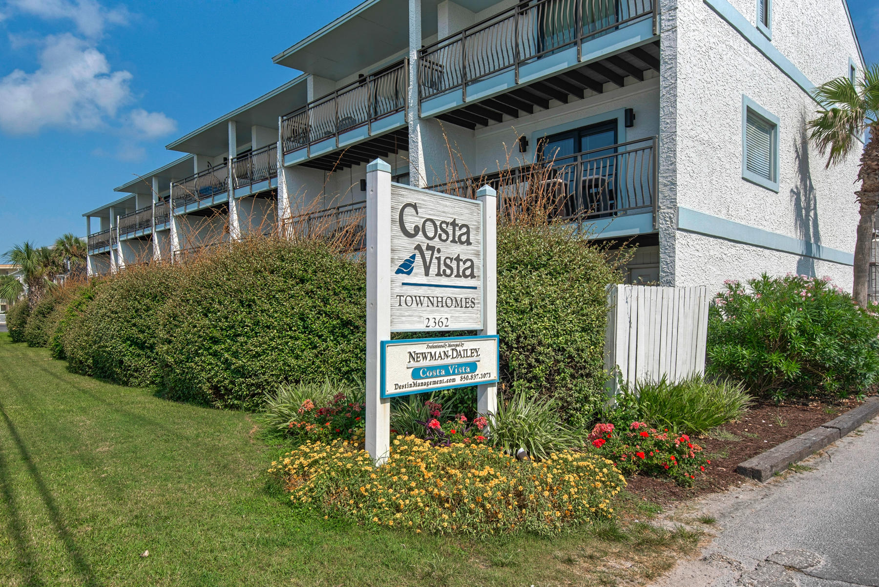 COSTA VISTA T/H - Residential