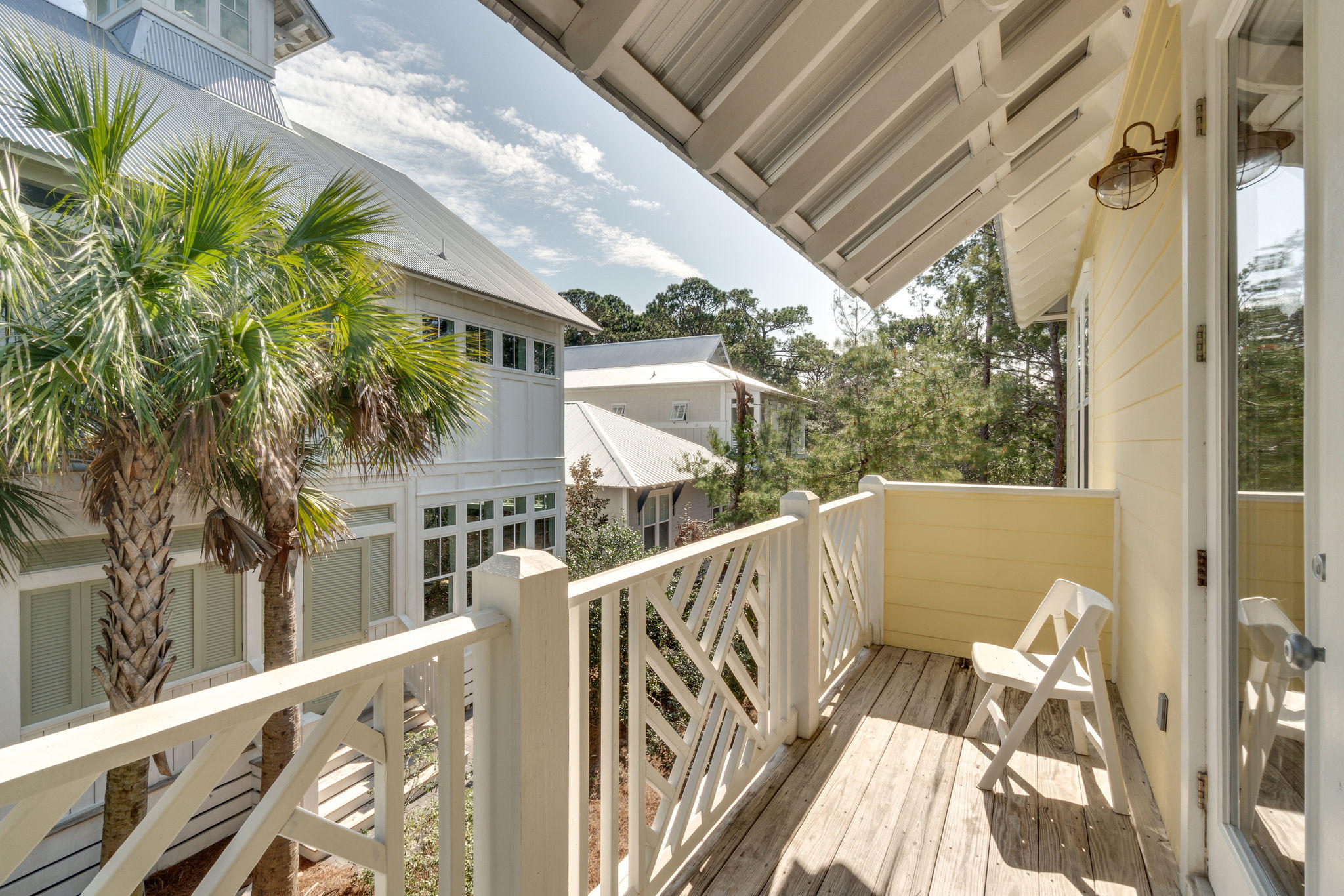 COTTAGES AT EASTERN LAKE - Residential