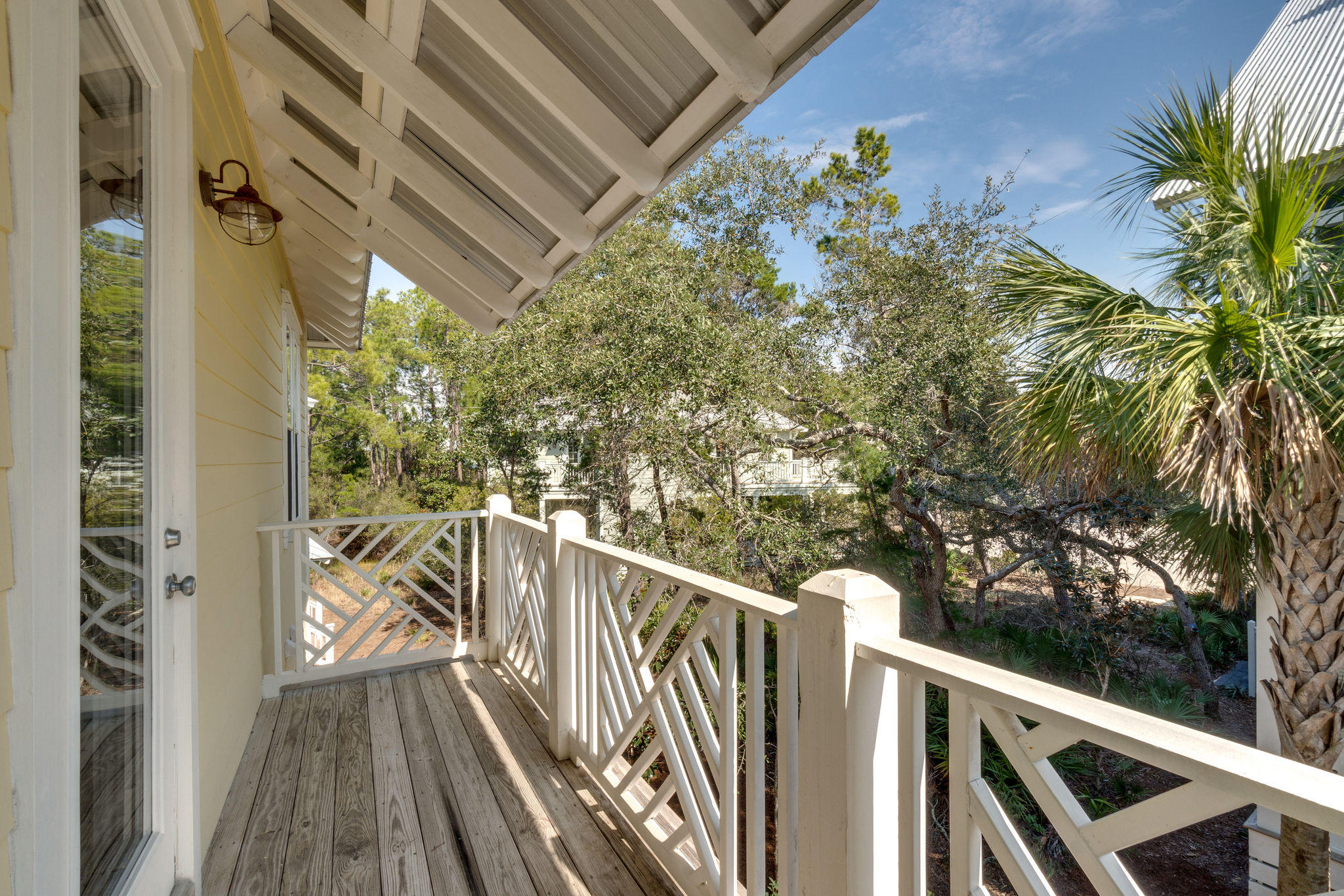 COTTAGES AT EASTERN LAKE - Residential