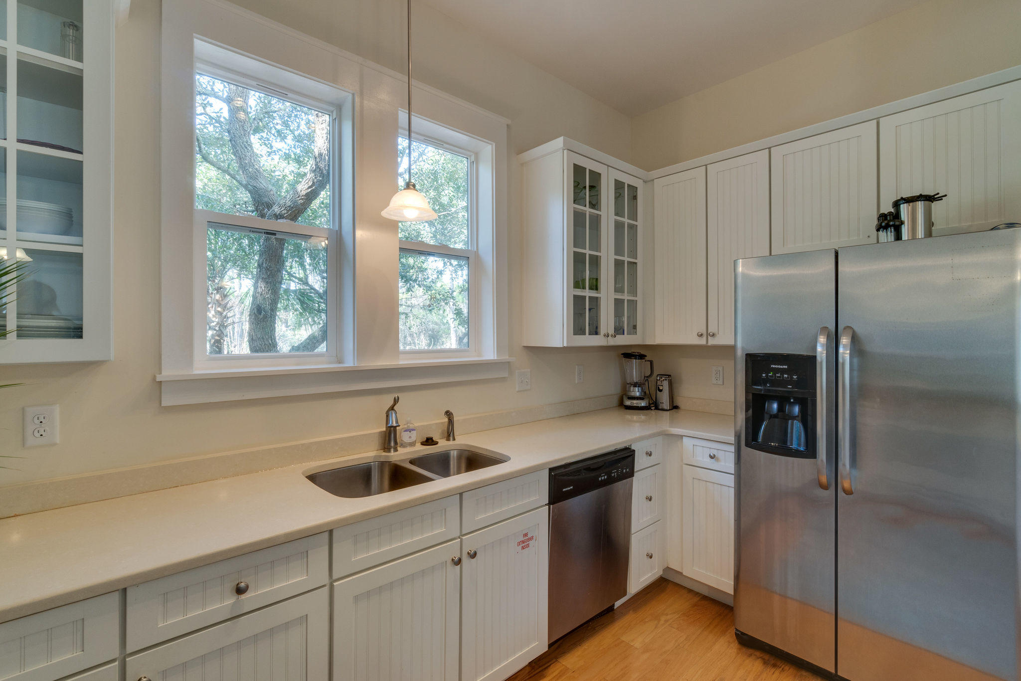COTTAGES AT EASTERN LAKE - Residential