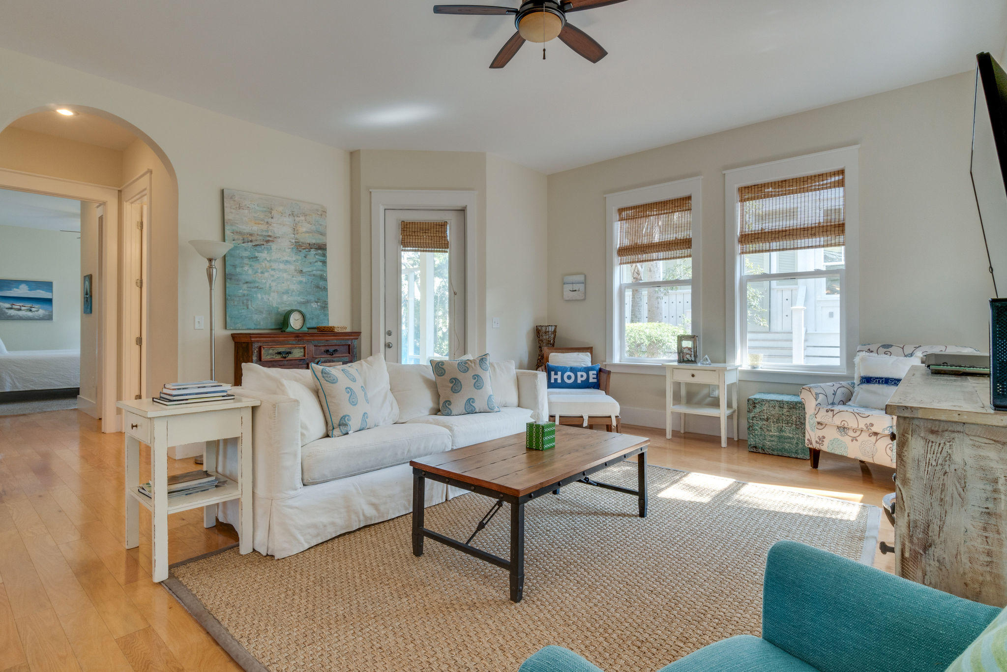 COTTAGES AT EASTERN LAKE - Residential