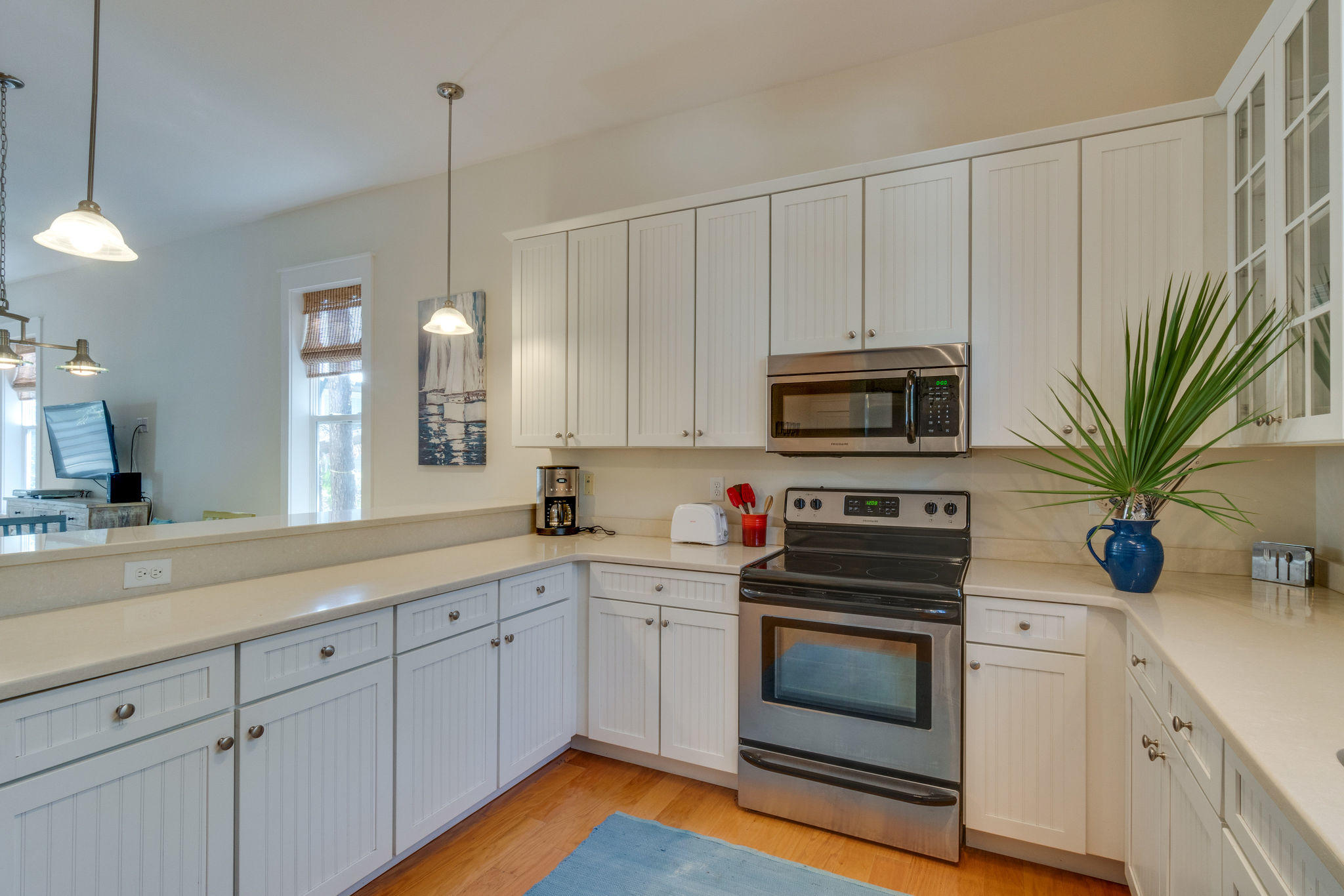 COTTAGES AT EASTERN LAKE - Residential