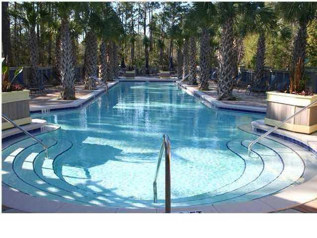 COTTAGES AT EASTERN LAKE - Residential