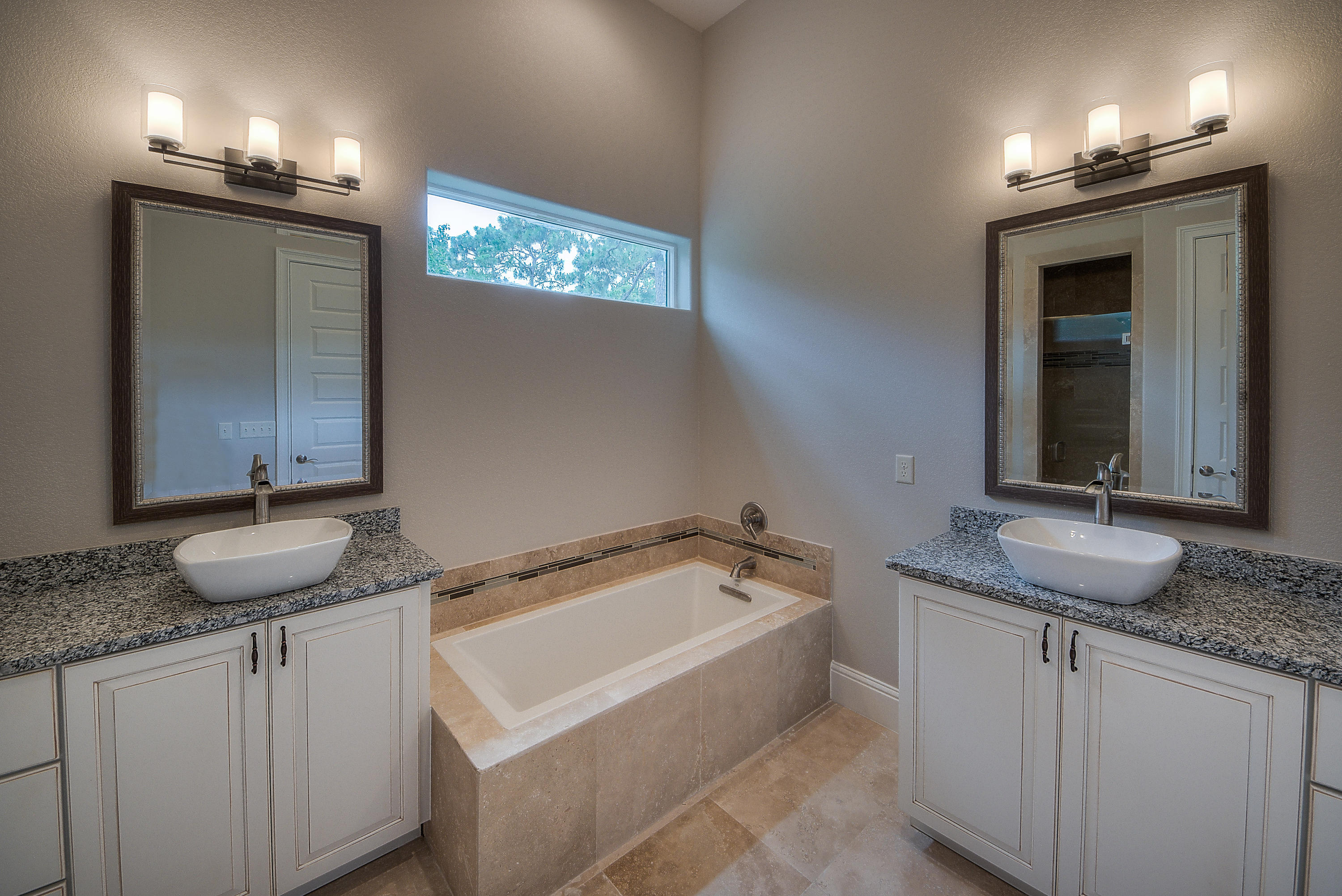 BAYTOWNE AVE EAST - Residential