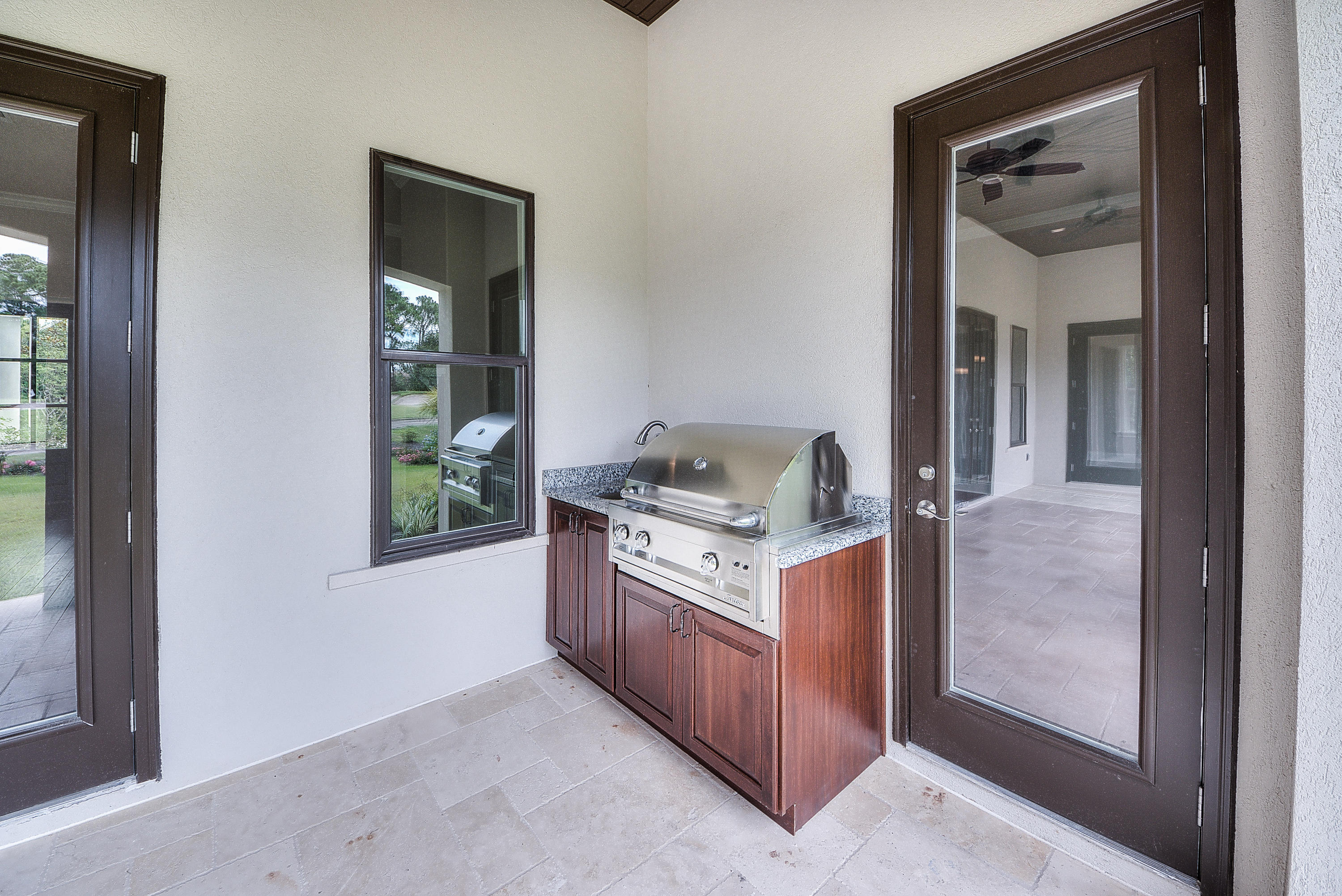 BAYTOWNE AVE EAST - Residential