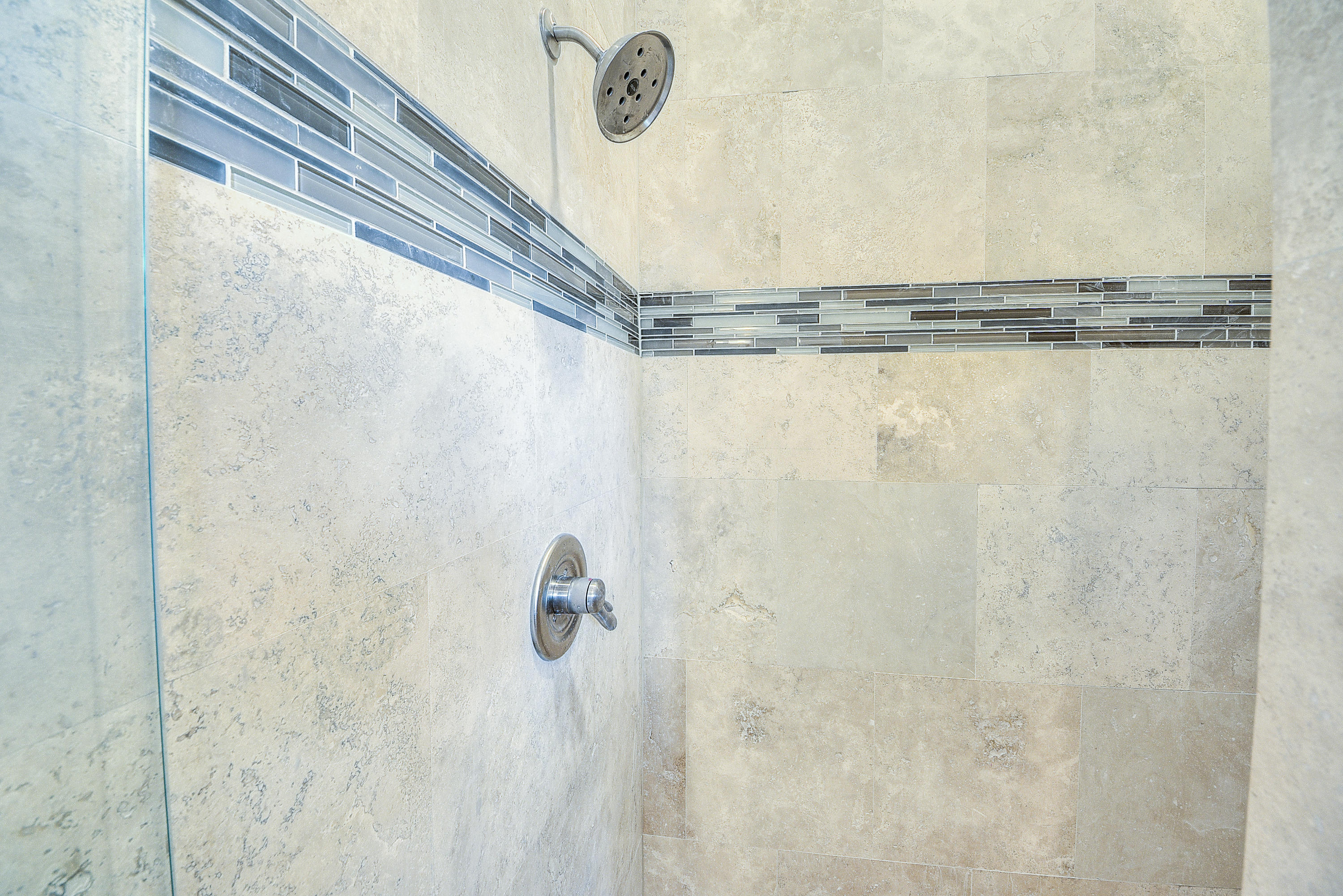 BAYTOWNE AVE EAST - Residential