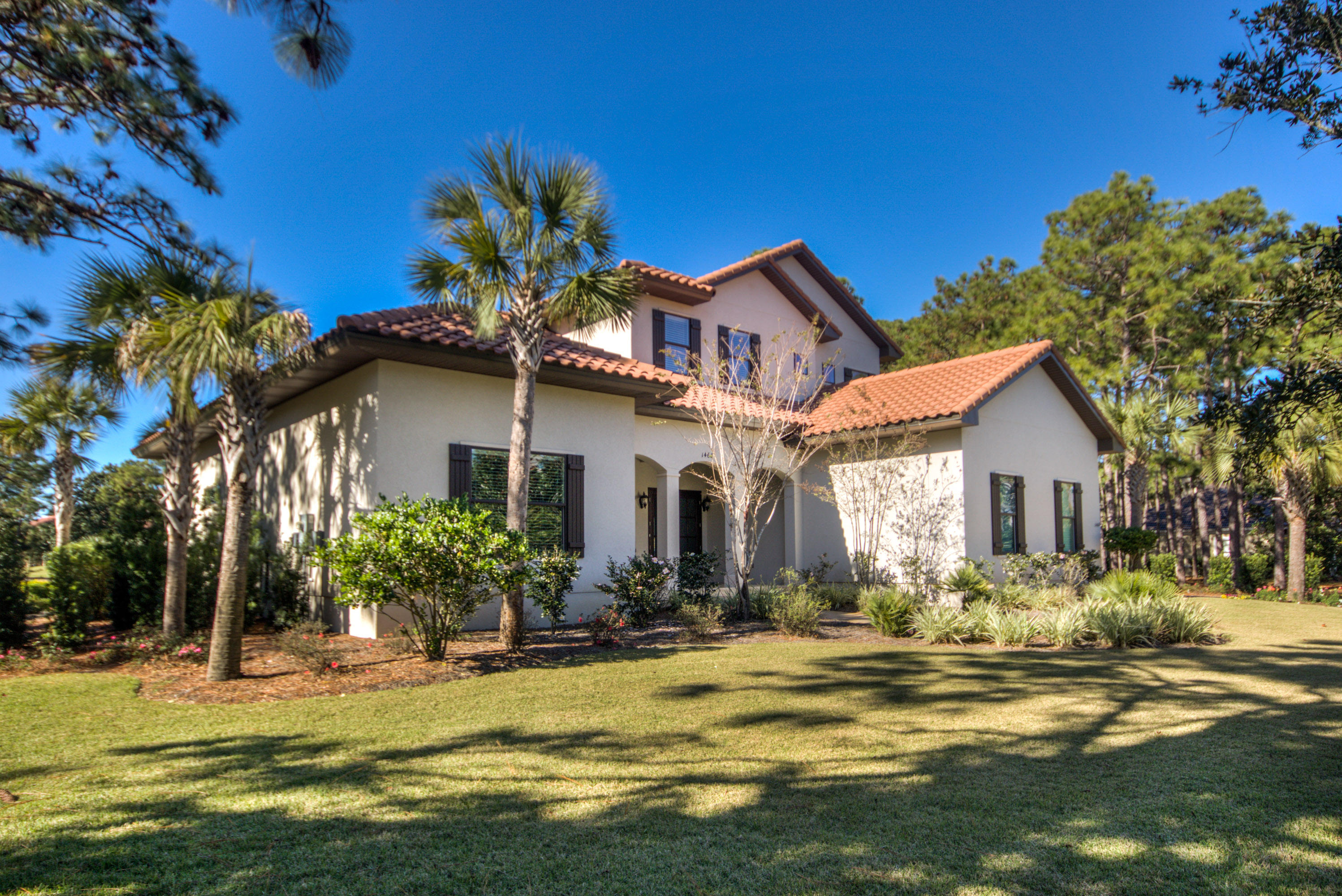 BAYTOWNE AVE EAST - Residential