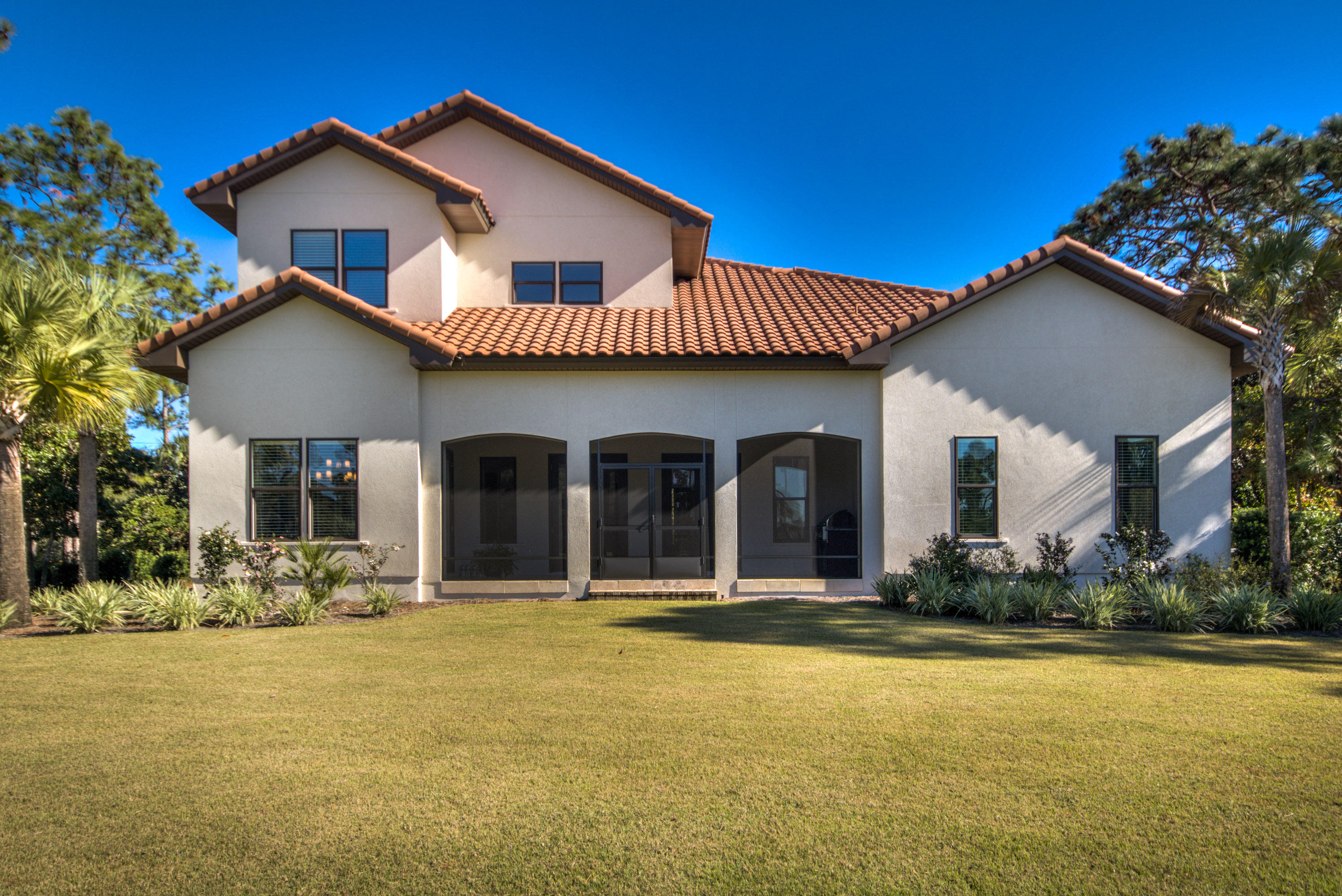 BAYTOWNE AVE EAST - Residential