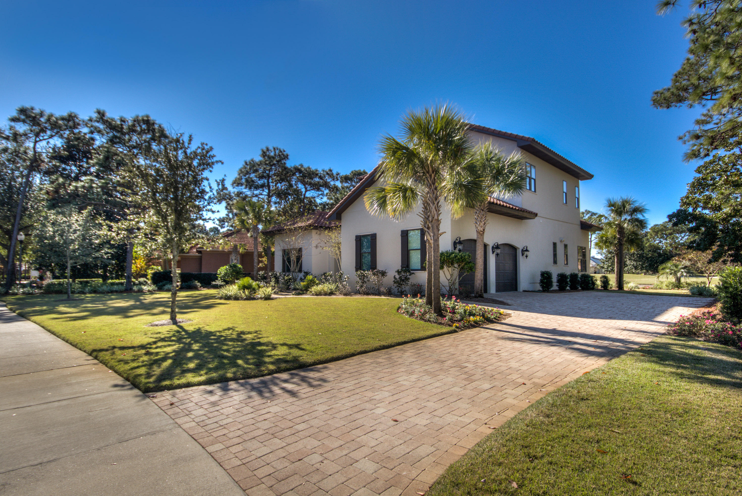 BAYTOWNE AVE EAST - Residential