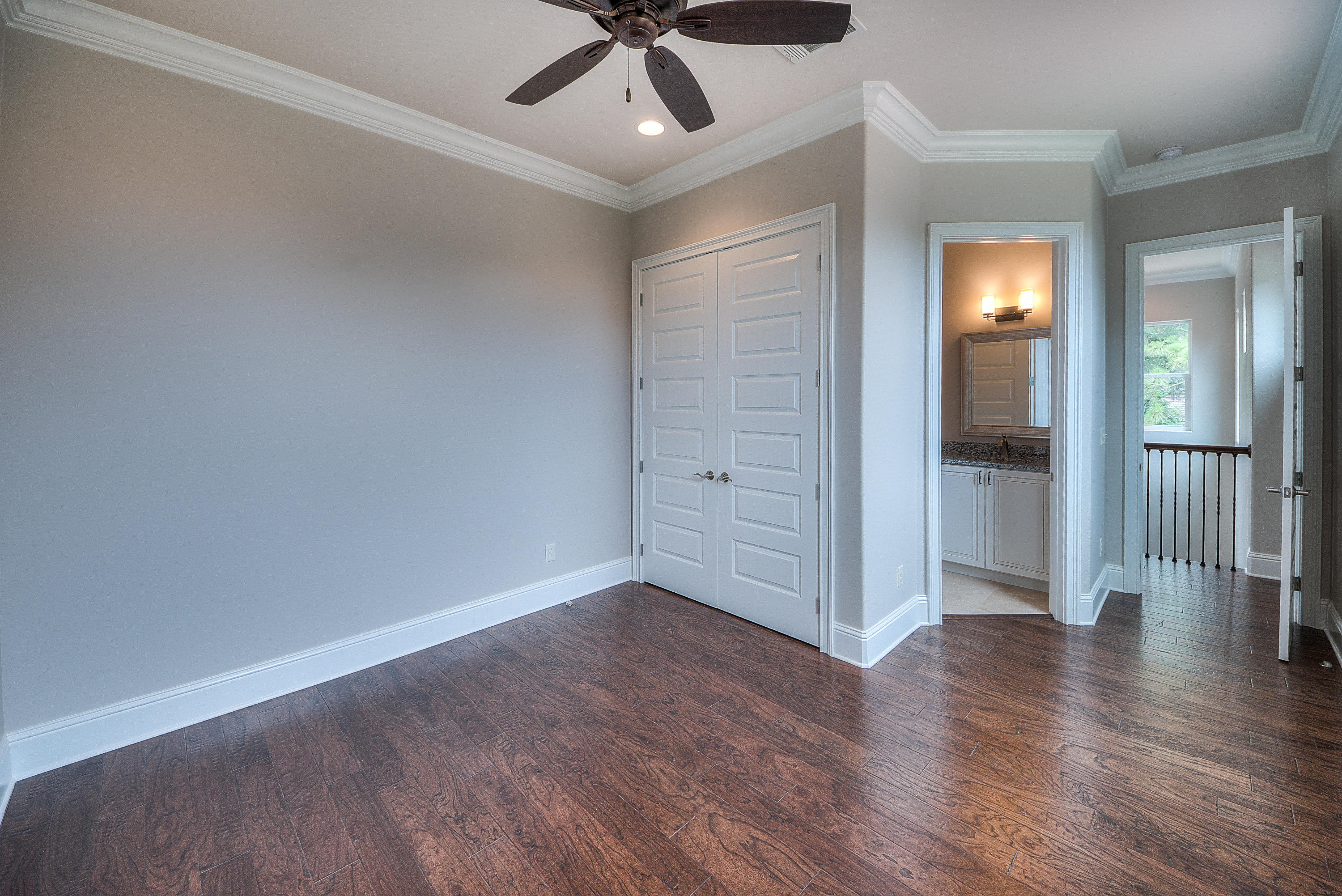 BAYTOWNE AVE EAST - Residential