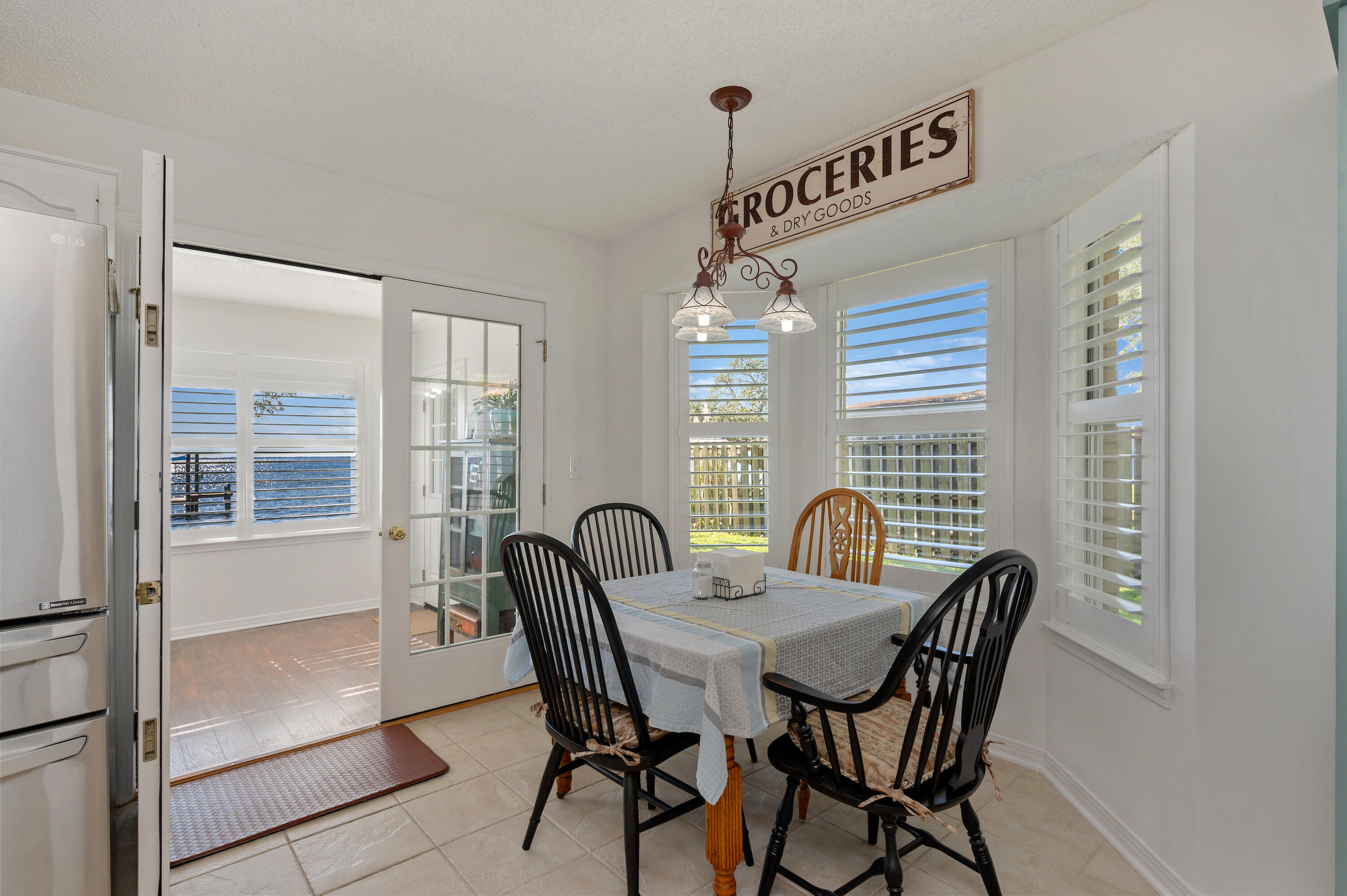 MULLET CREEK - Residential