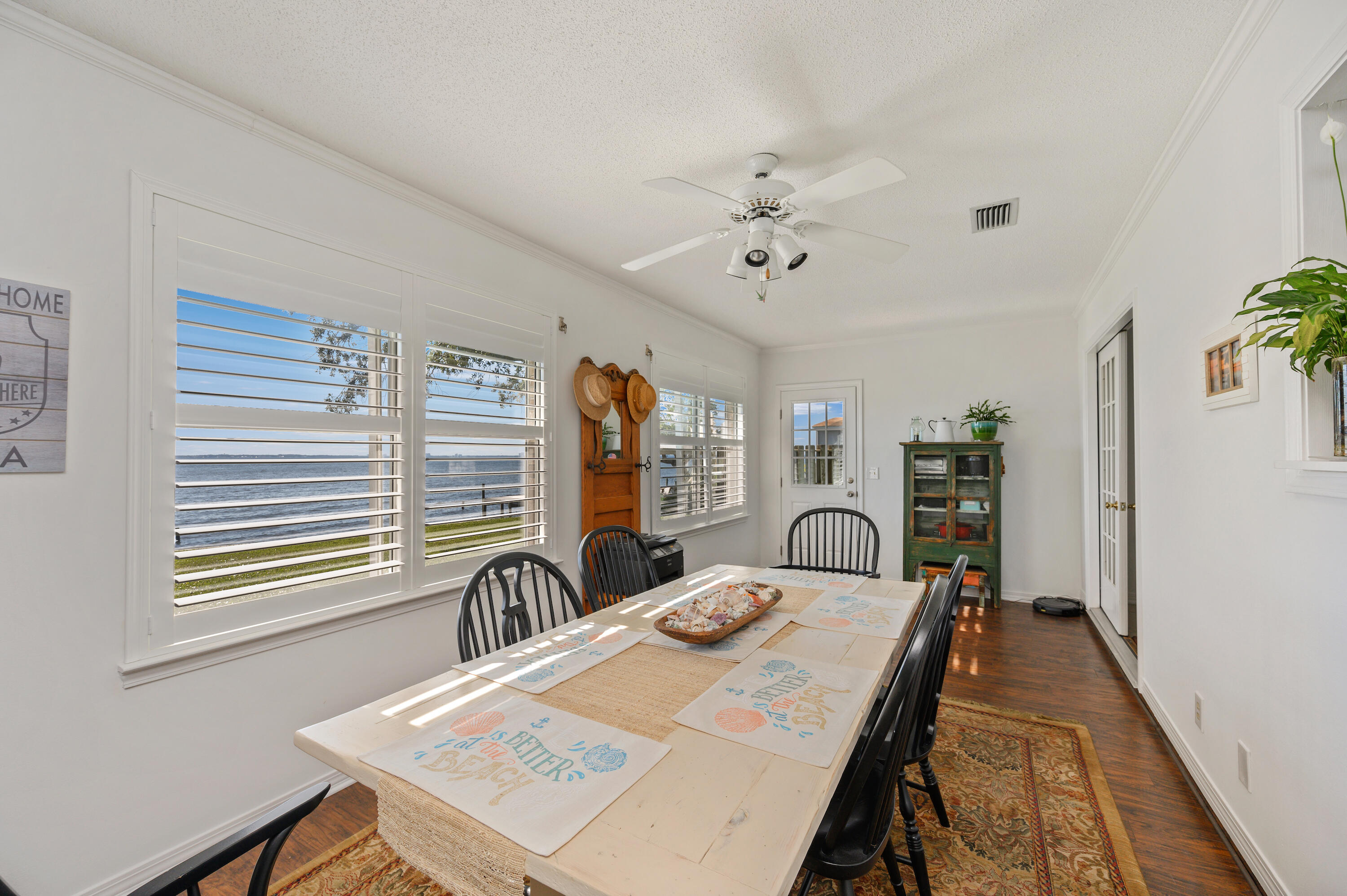 MULLET CREEK - Residential