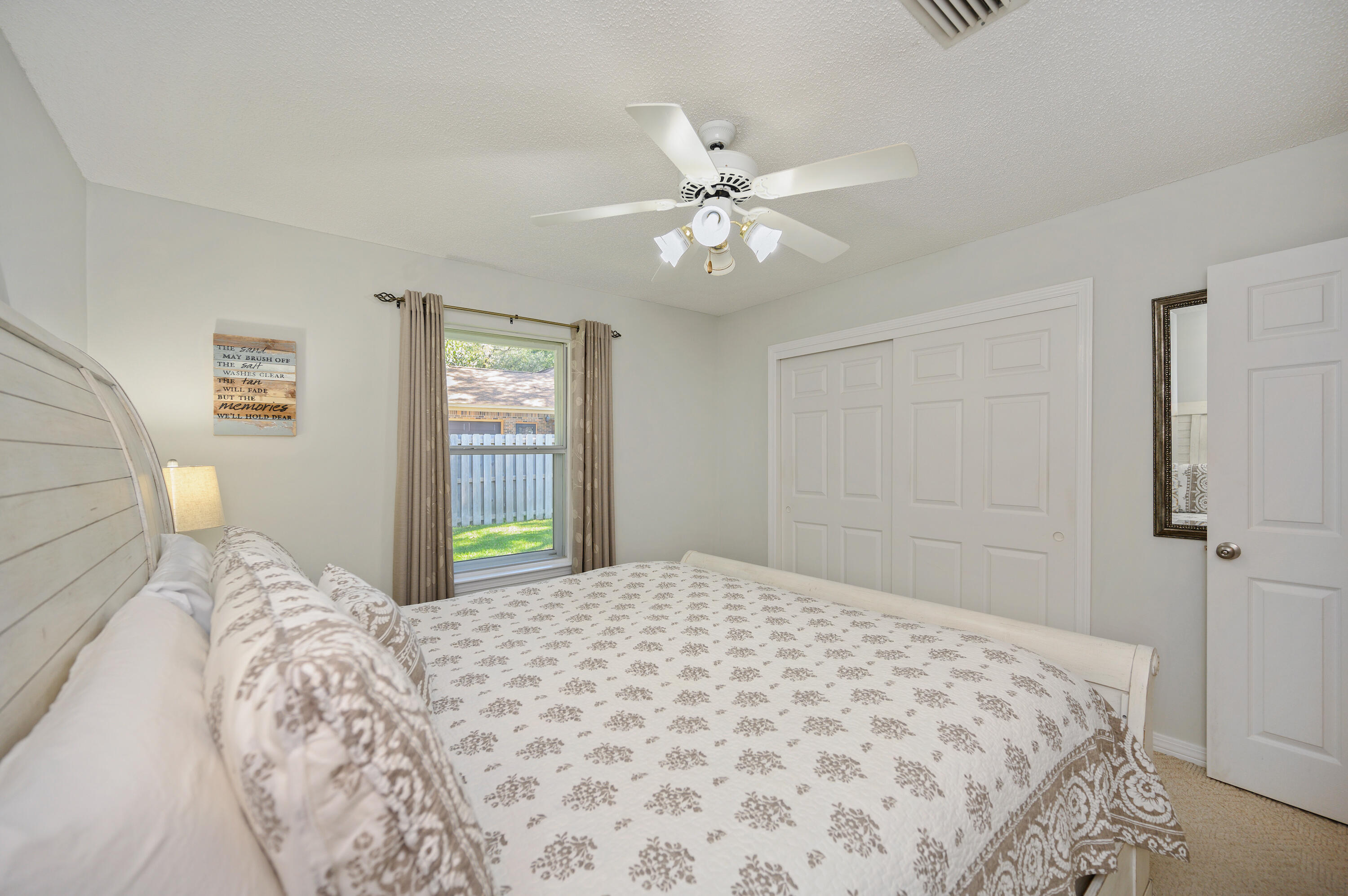 MULLET CREEK - Residential