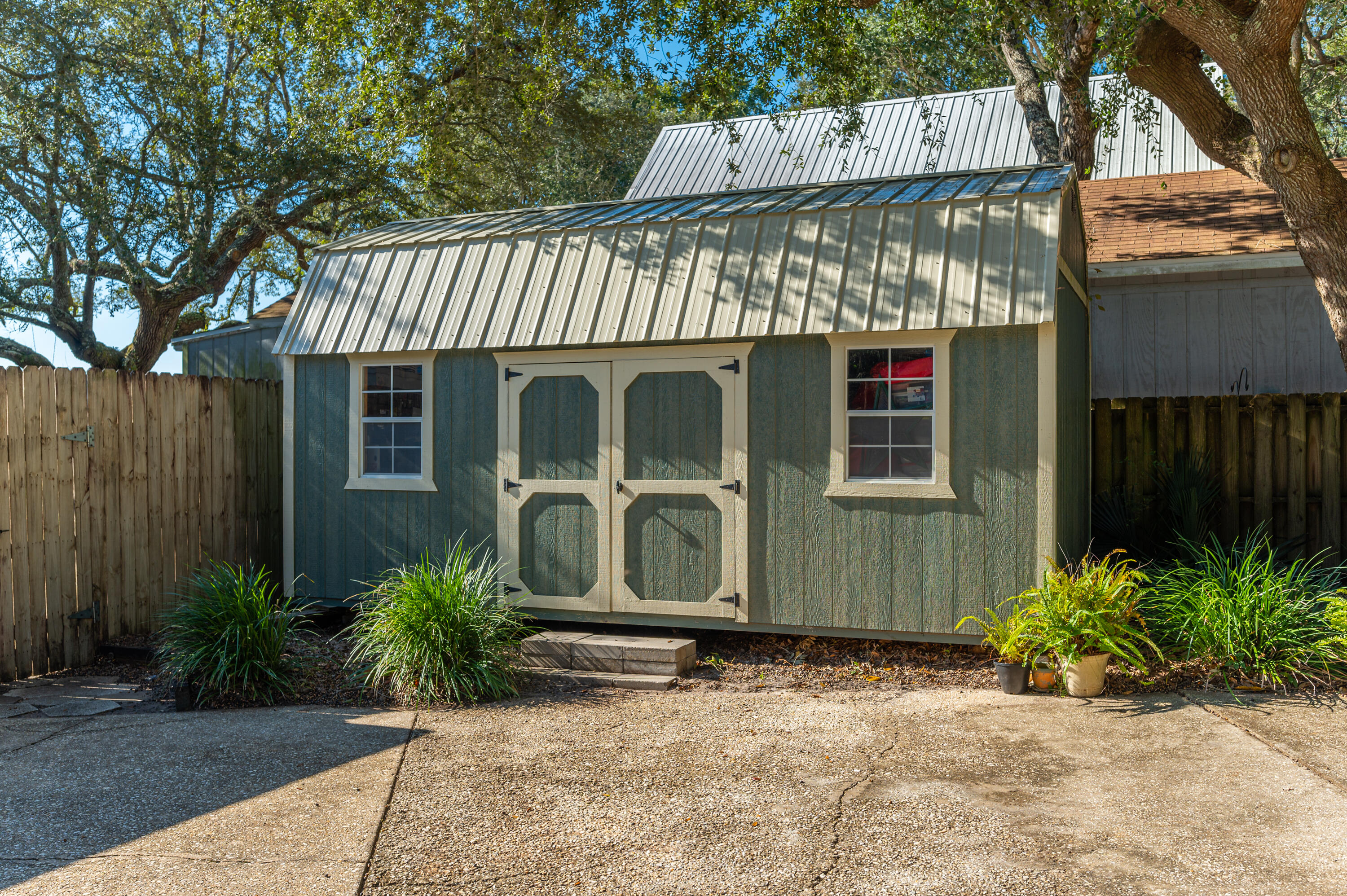 MULLET CREEK - Residential