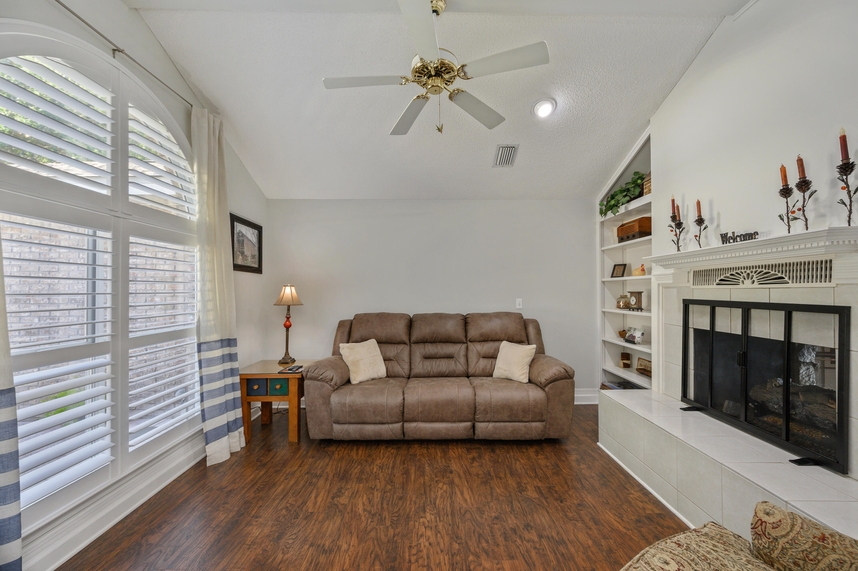 MULLET CREEK - Residential