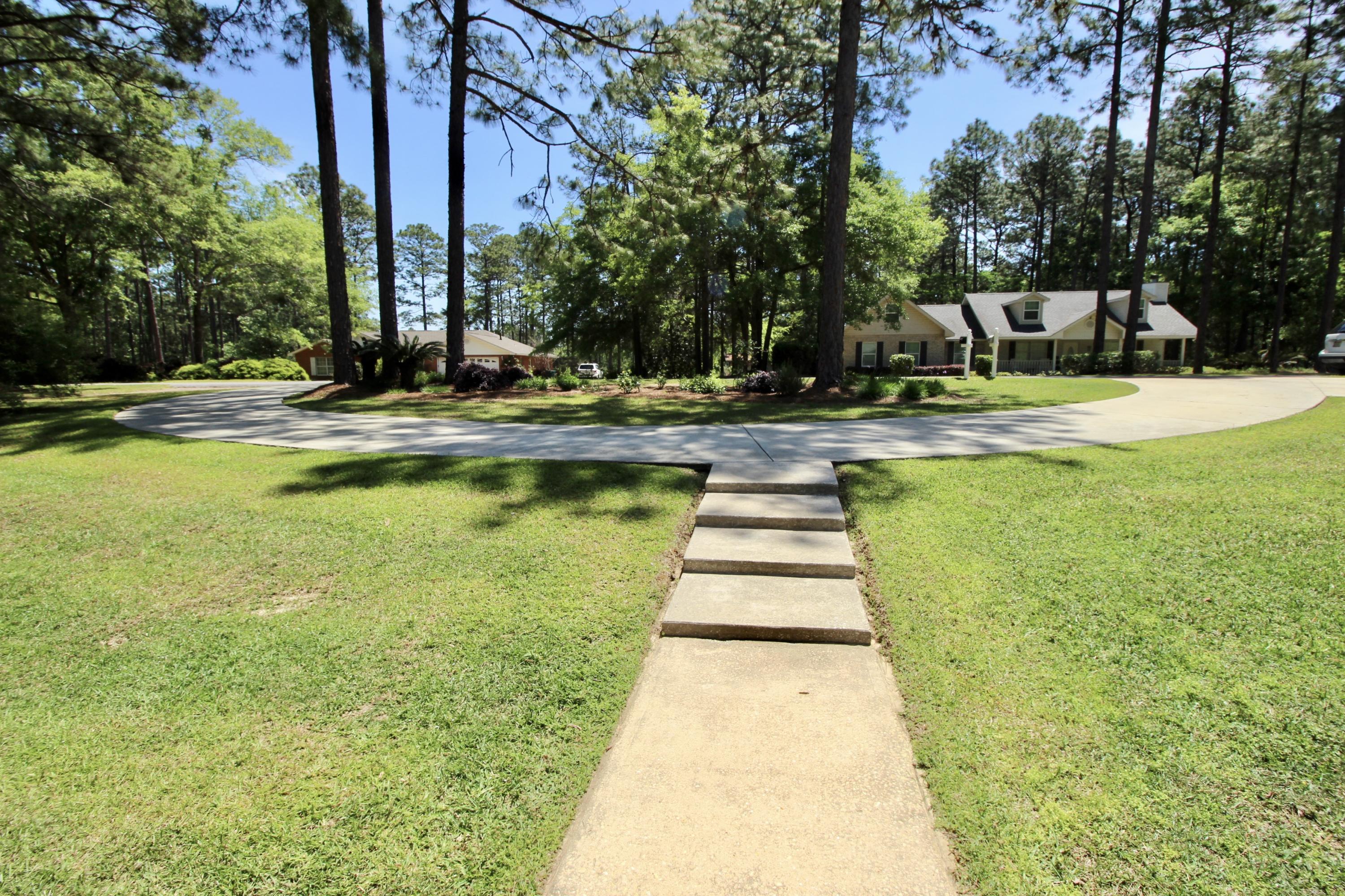 PINE SHORES - Residential