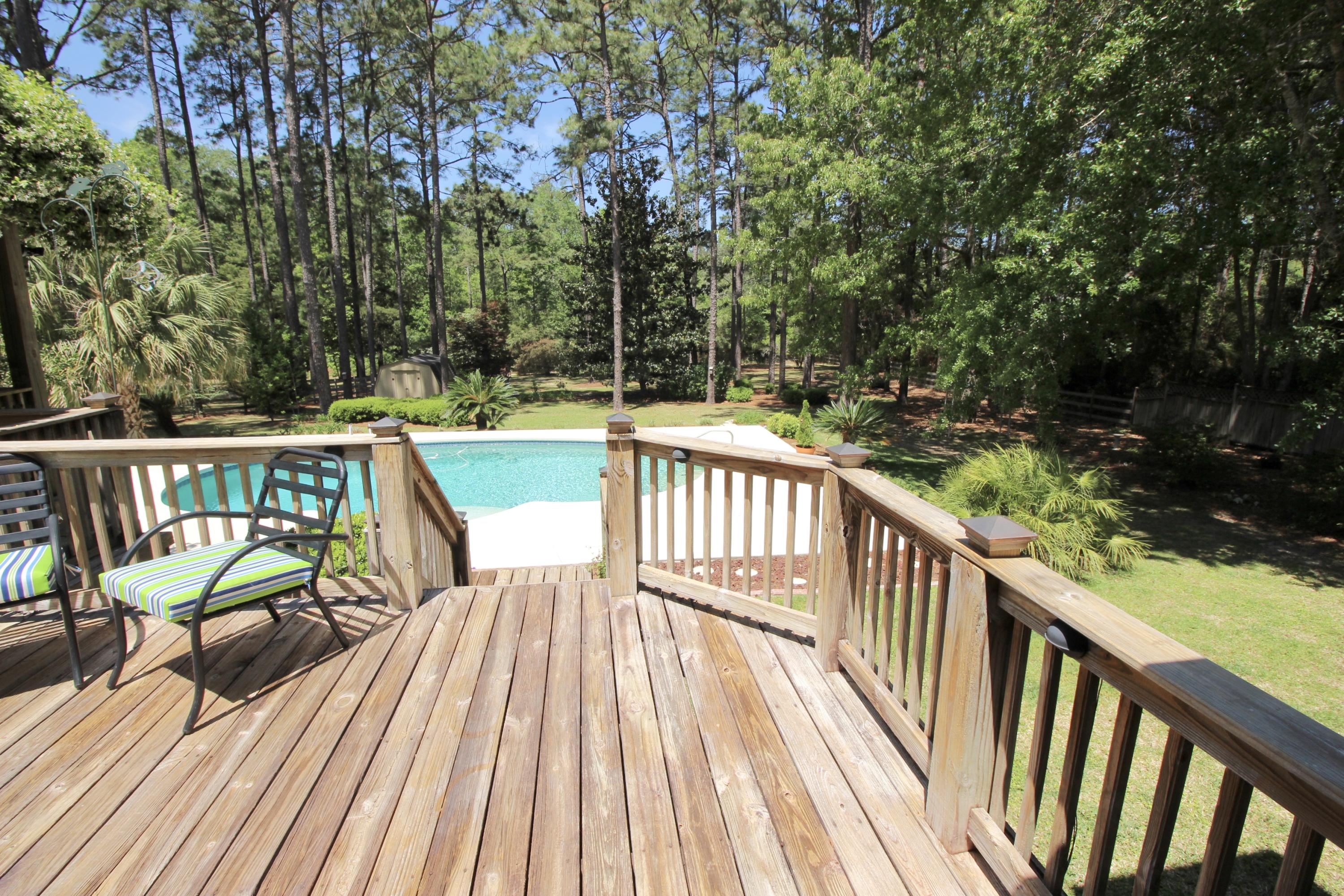 PINE SHORES - Residential