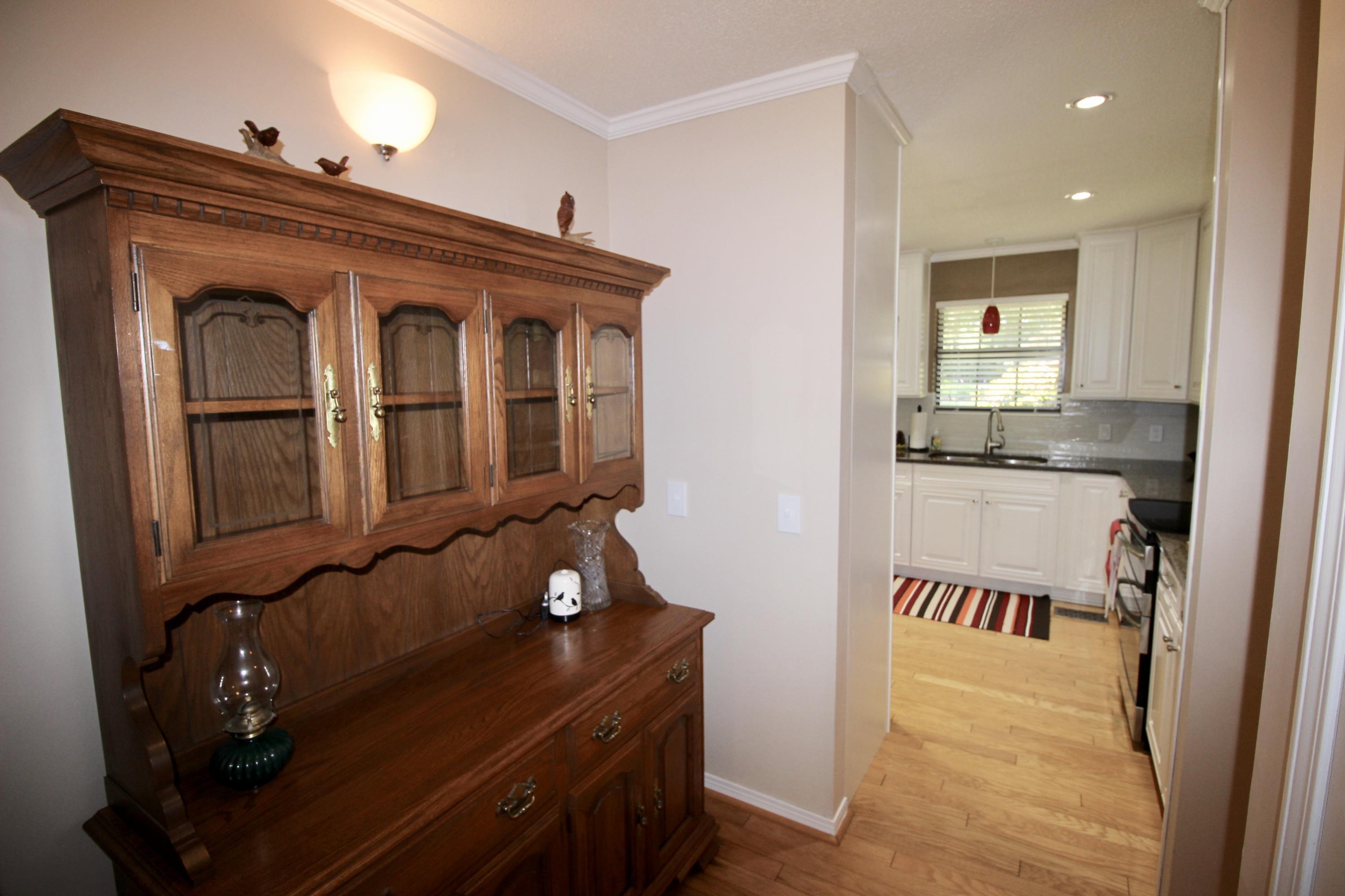 PINE SHORES - Residential