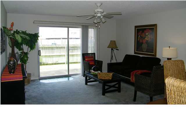ISLANDWOOD CONDO - Residential Lease
