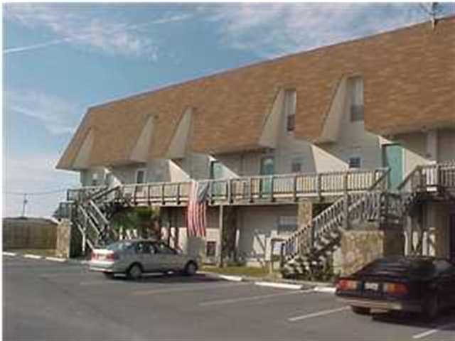 ISLANDWOOD CONDO - Residential Lease