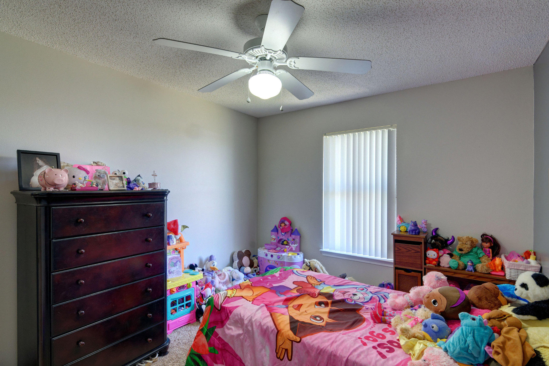 RIVERCHASE S/D PH 2 - Residential