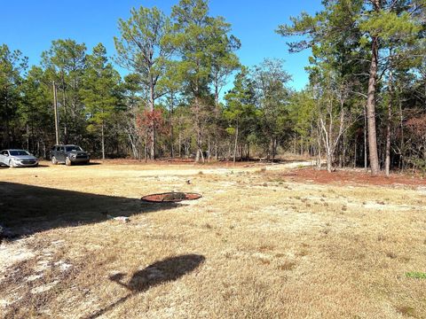 A home in DeFuniak Springs