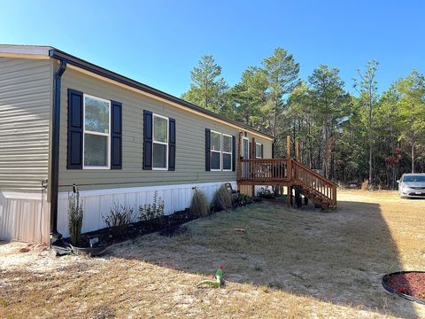 A home in DeFuniak Springs