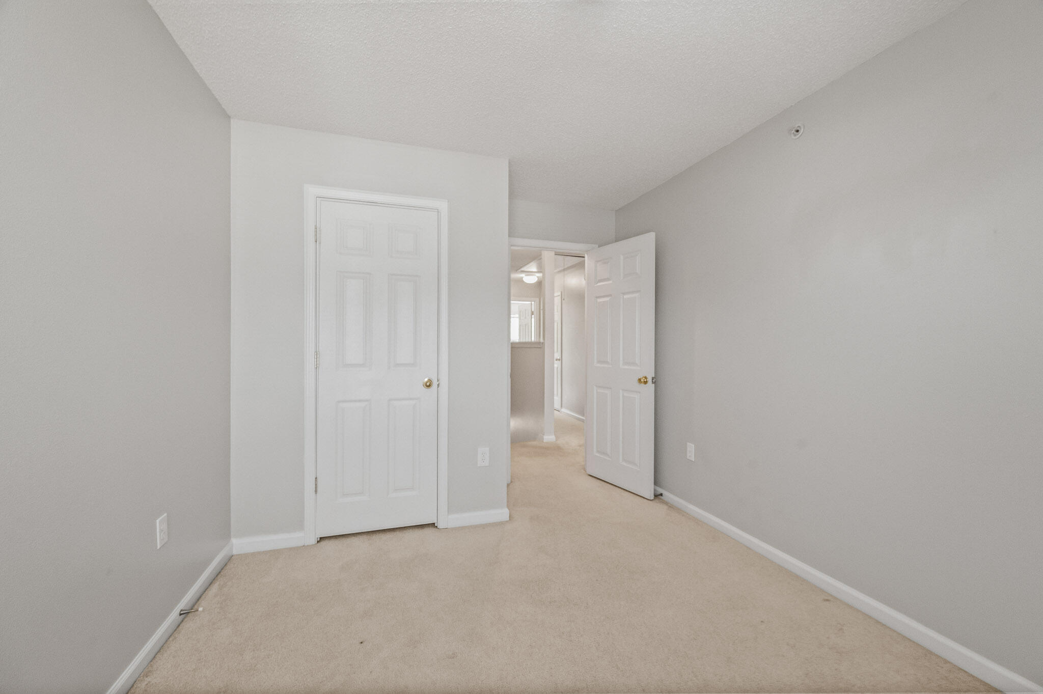 ROLLING PINES - Residential