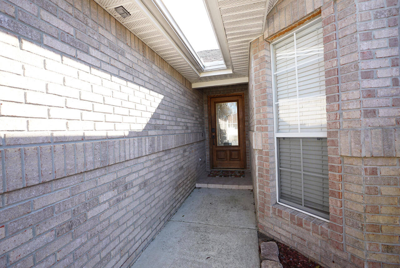 NORTH RIDGE CREEK S/D 1ST ADDN - Residential