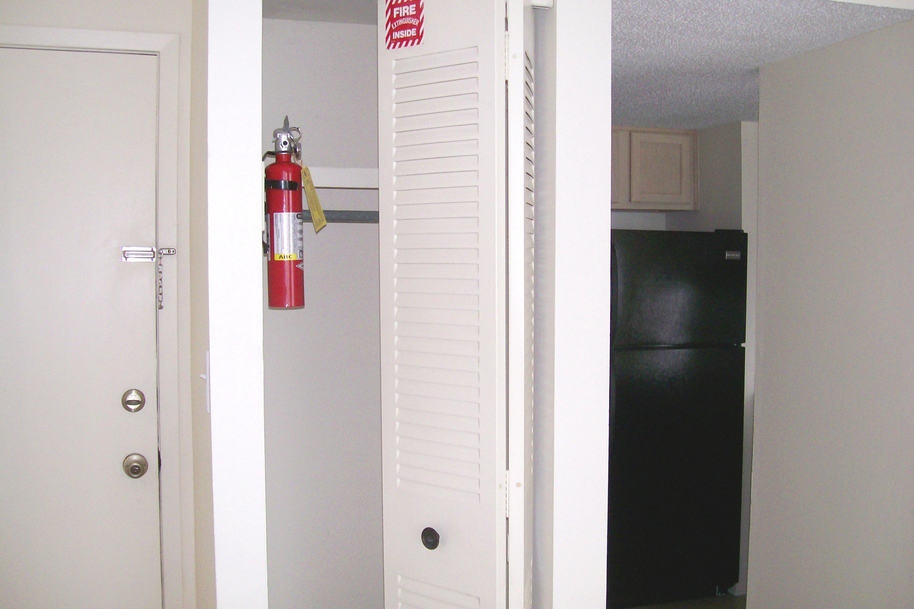 FINISTERRA CONDO - Residential