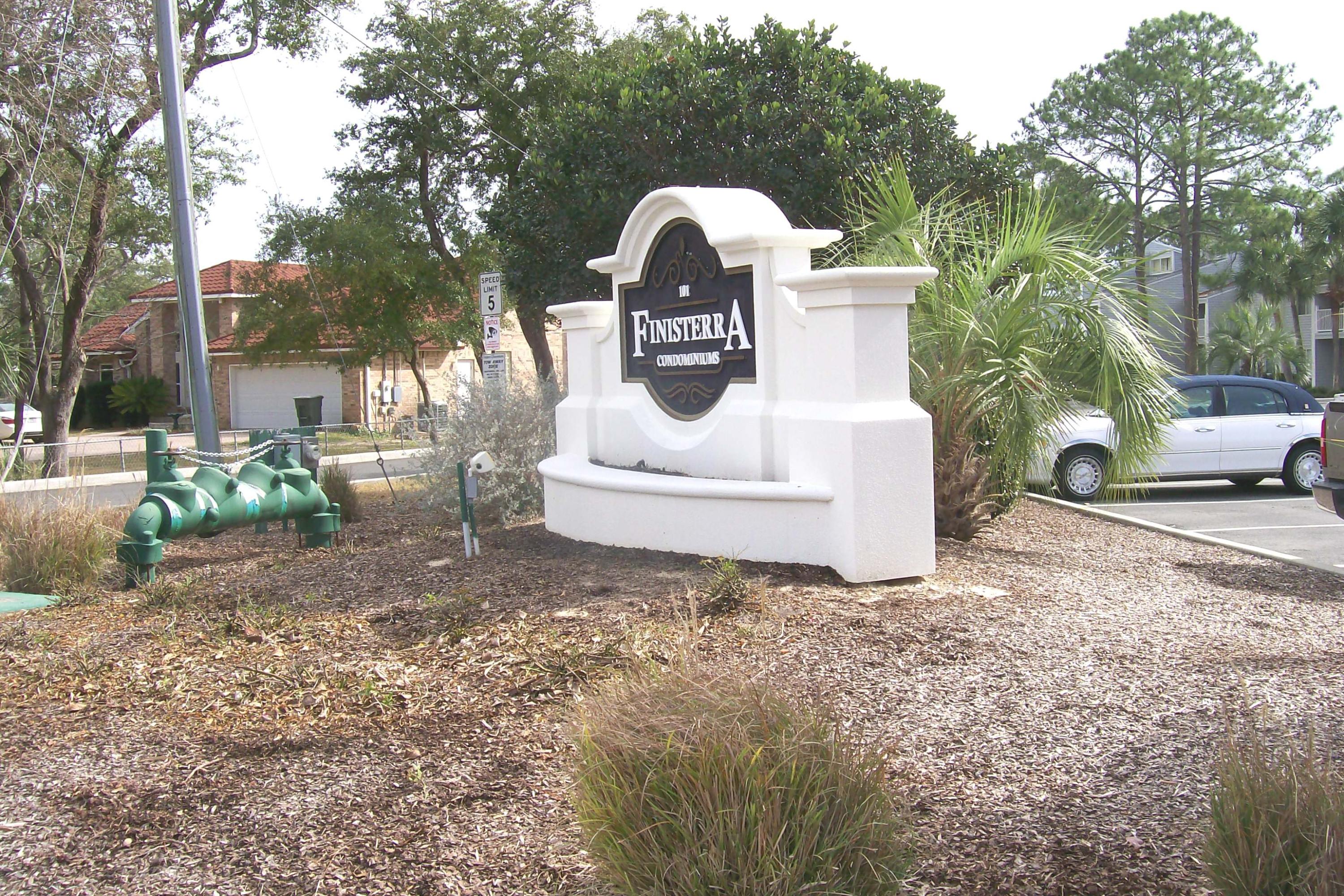 FINISTERRA CONDO - Residential