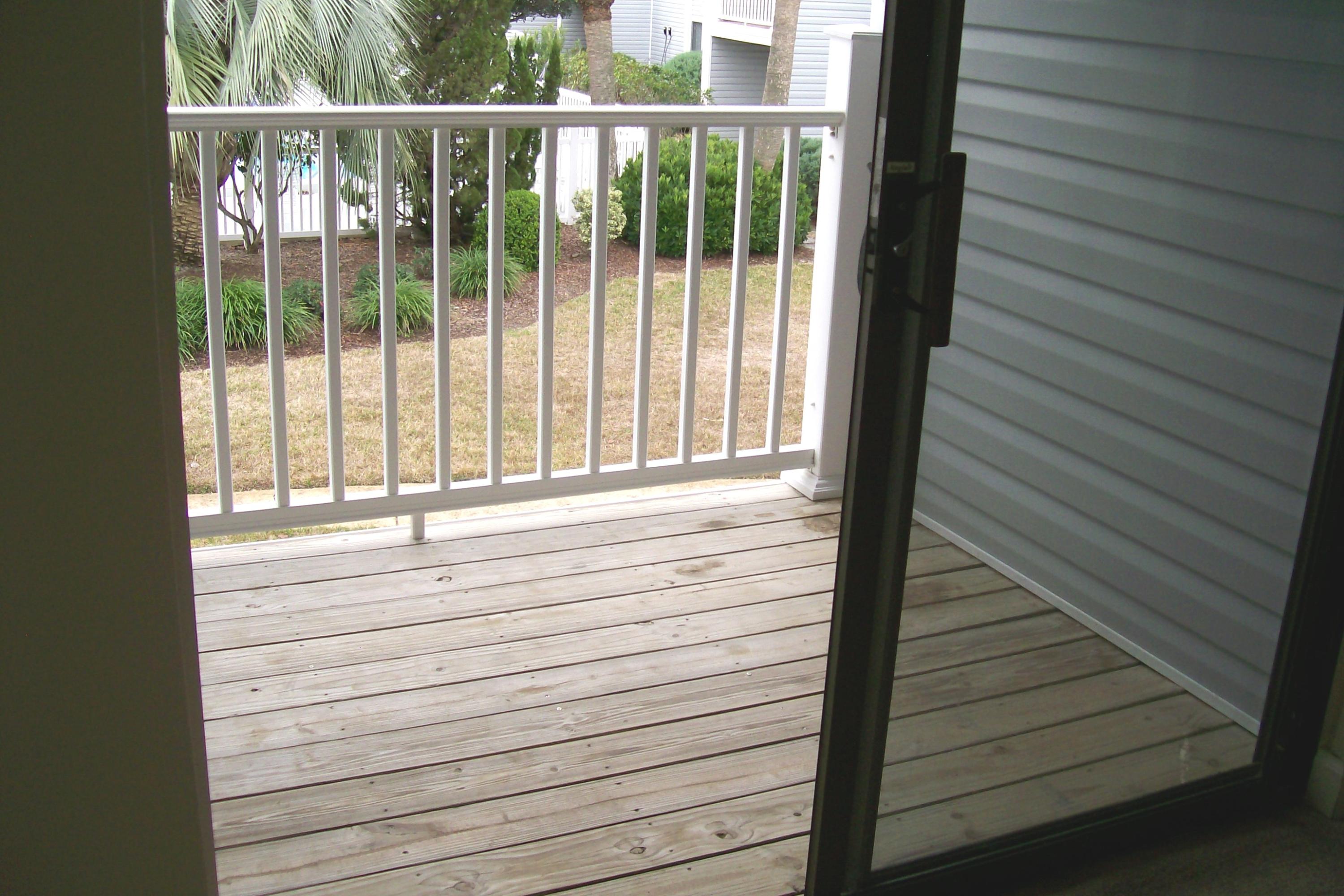 FINISTERRA CONDO - Residential