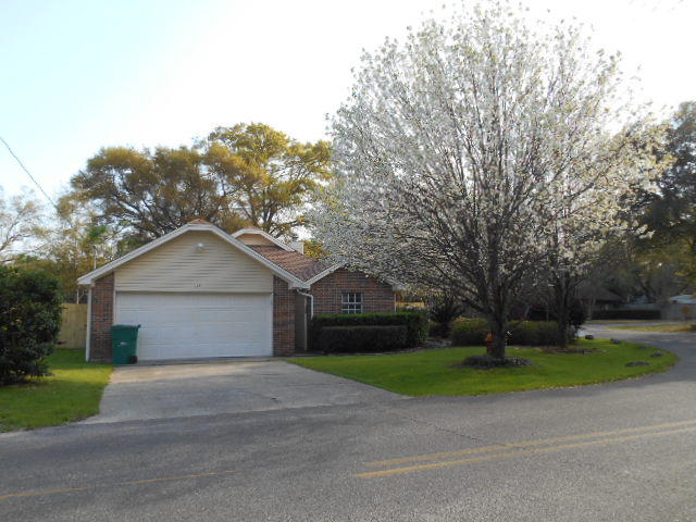 SUMMER TREE - Residential