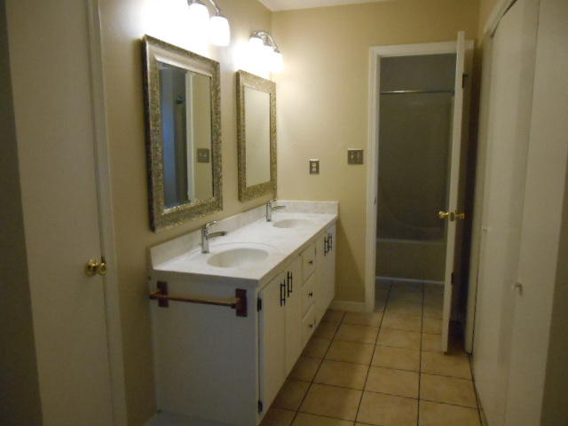 SUMMER TREE - Residential