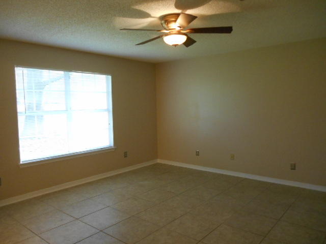 SUMMER TREE - Residential