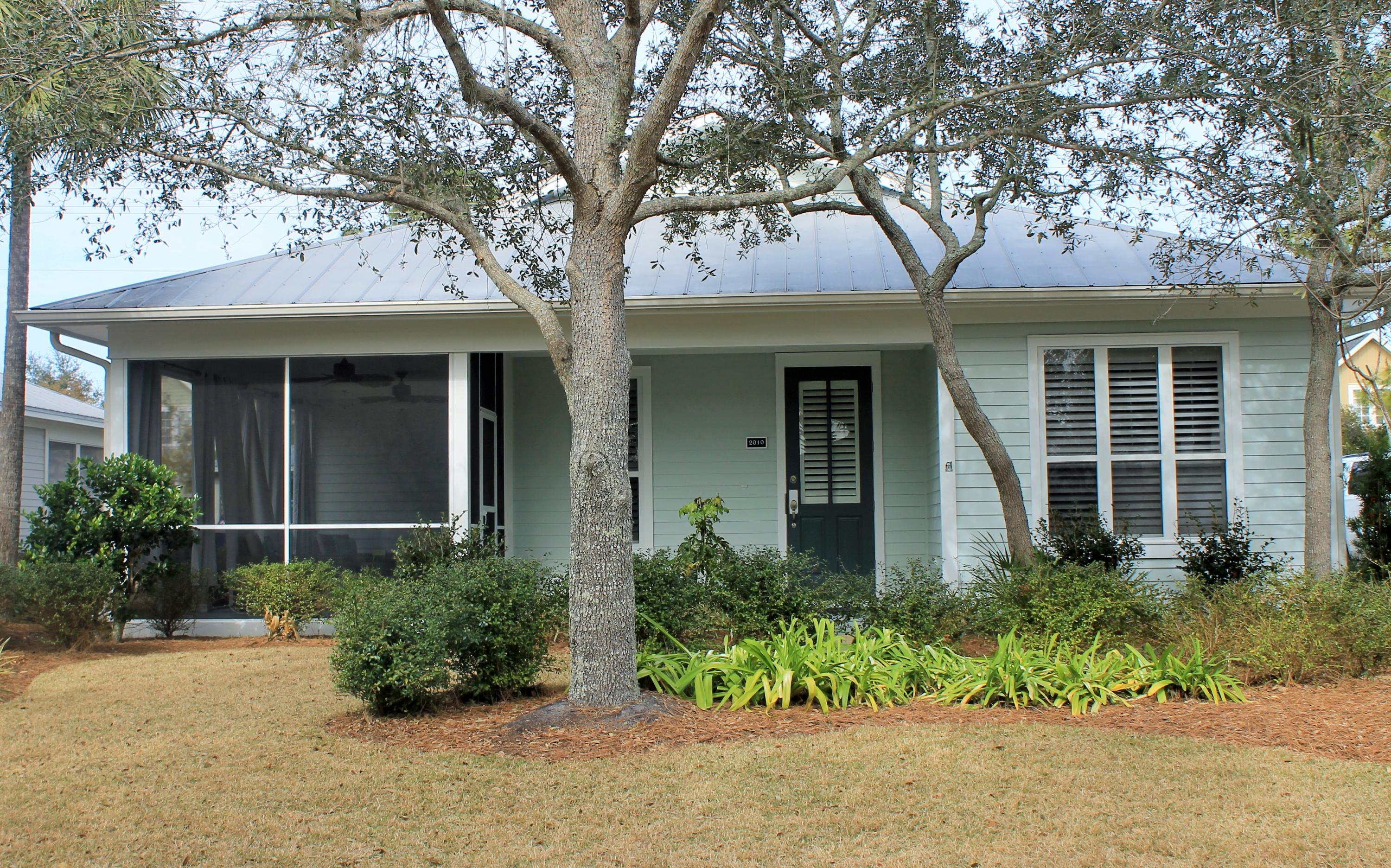 CRYSTAL LAKE AT SANDESTIN - Residential