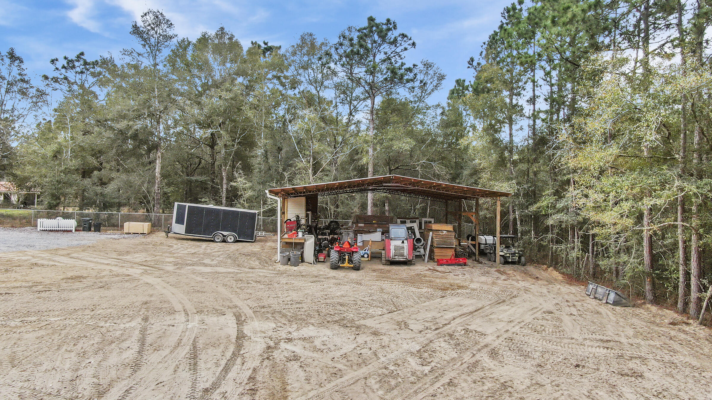 LAKE JUNIPER ESTATES - Residential