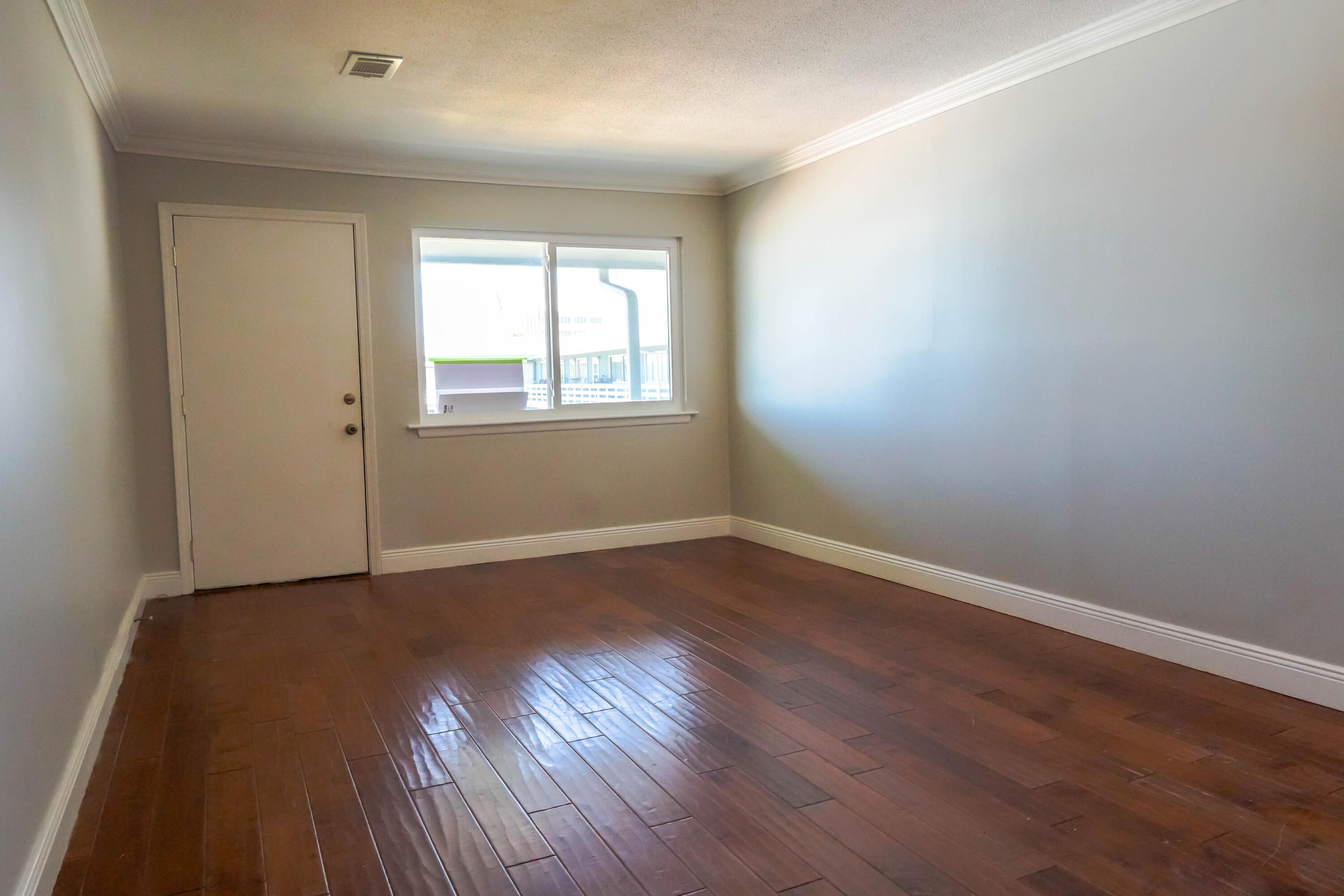 BAYVIEW WATERS CONDO - Residential Lease