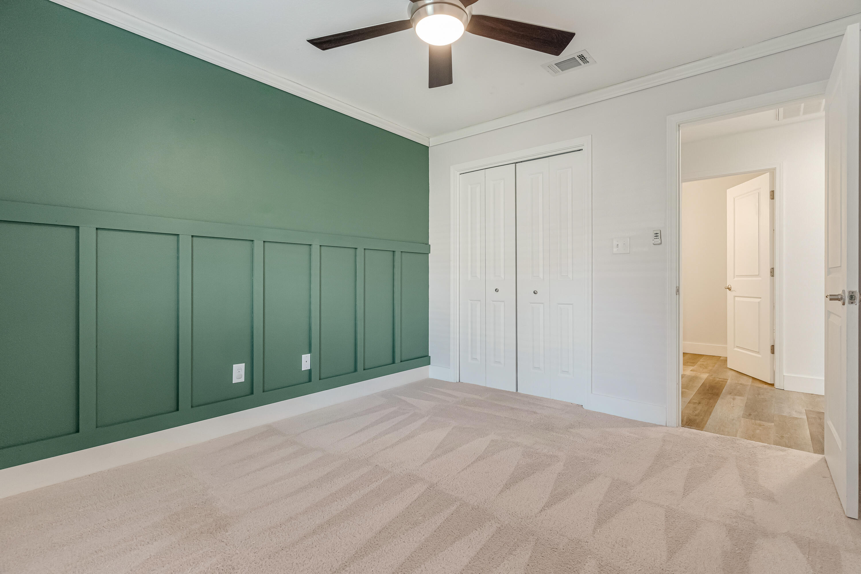CASTELAR - Residential Lease