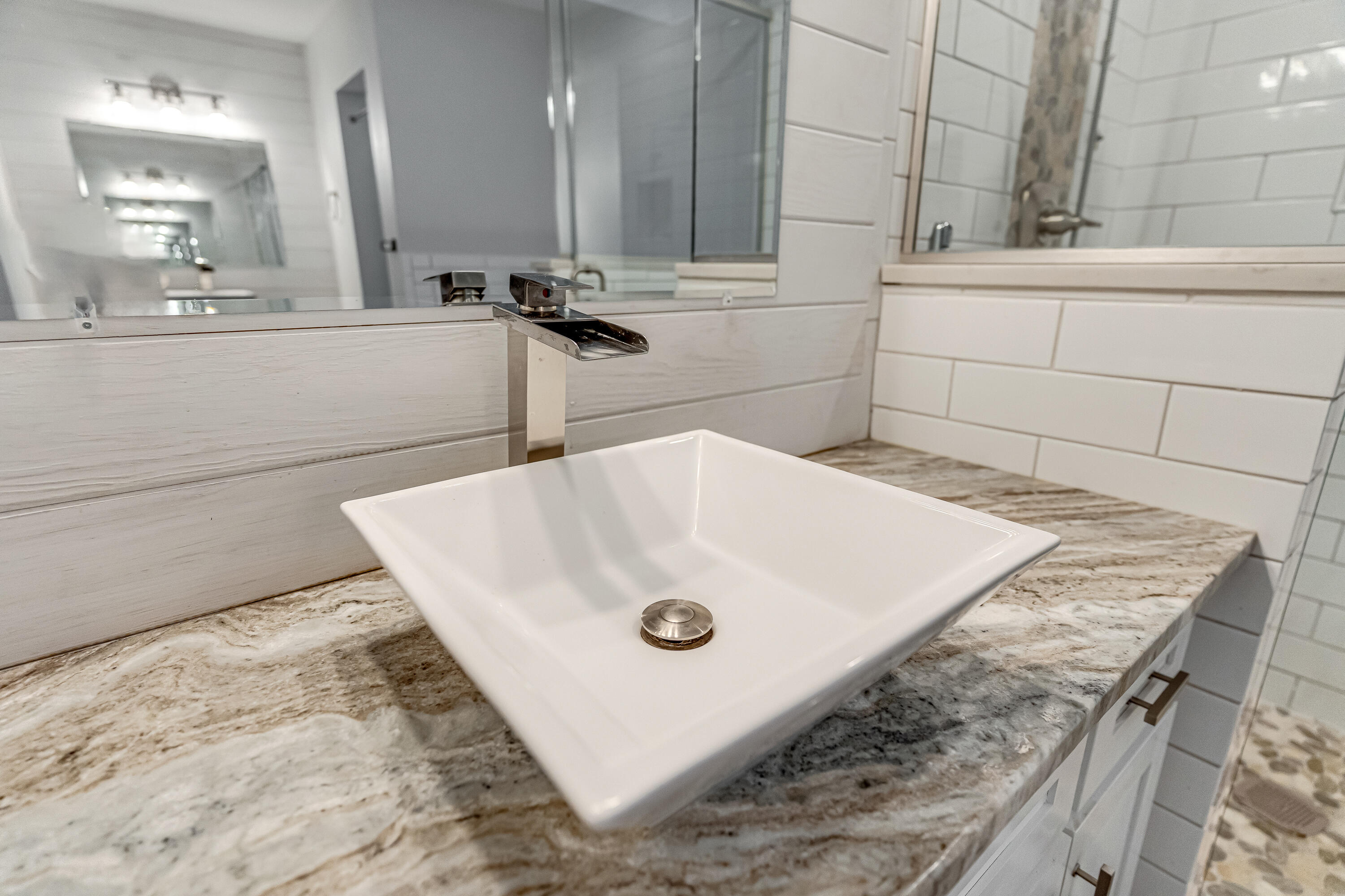 CASTELAR - Residential Lease
