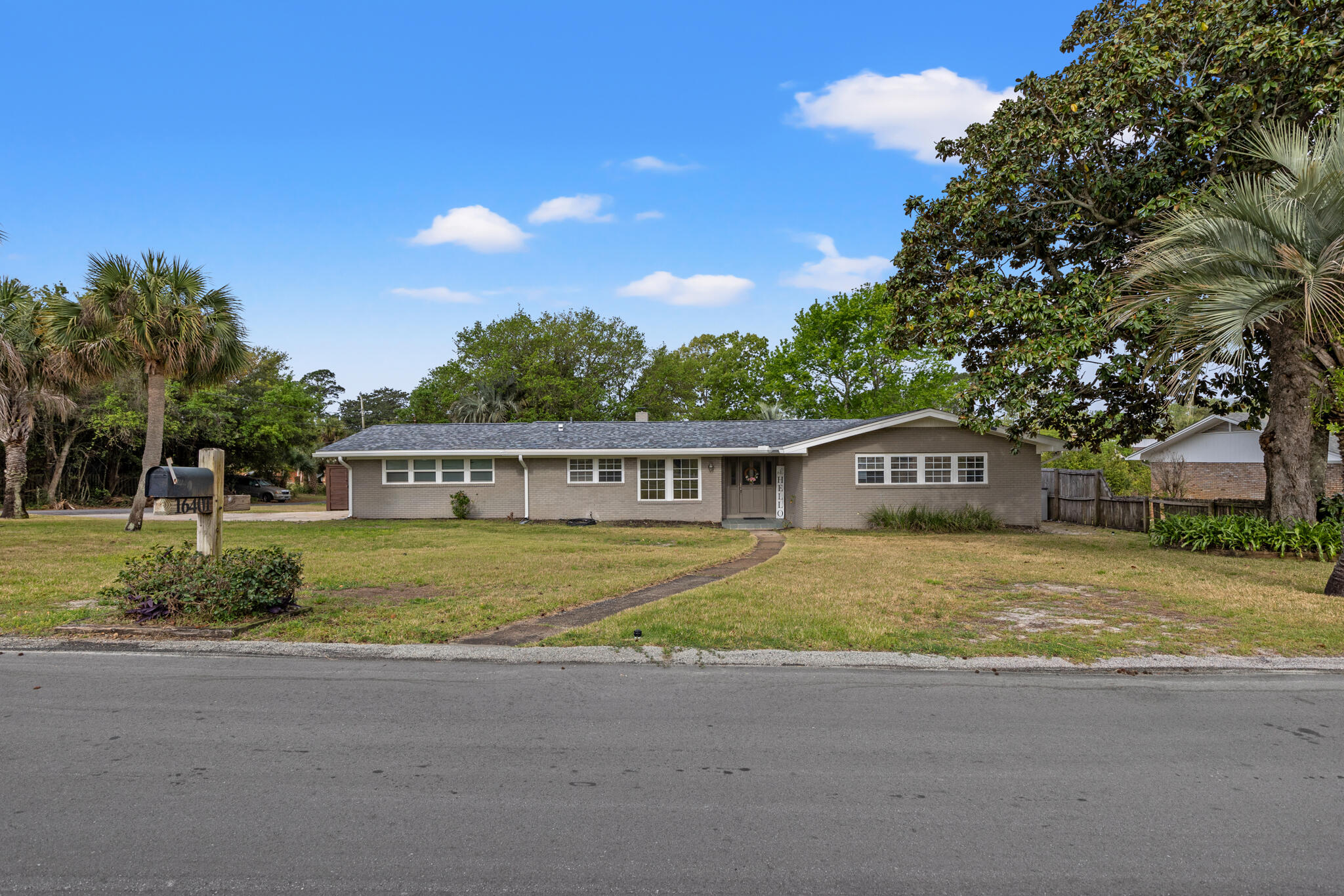 DIAMOND HEAD SEC OF LAKESIDE - Residential