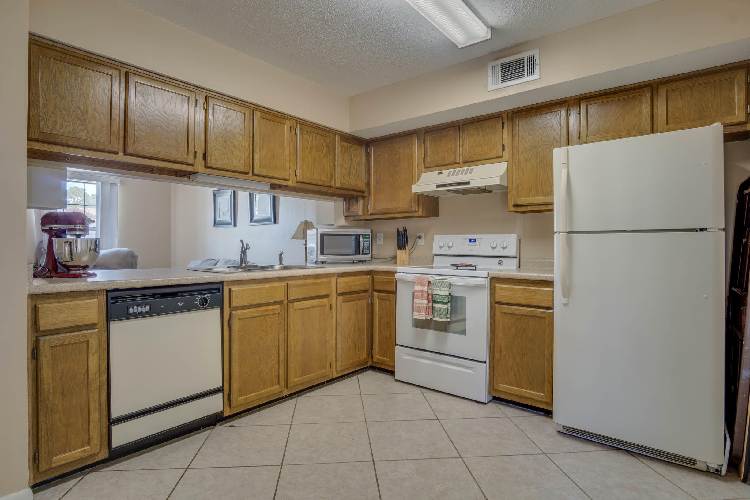 VIKING MANOR PH 1 - Residential