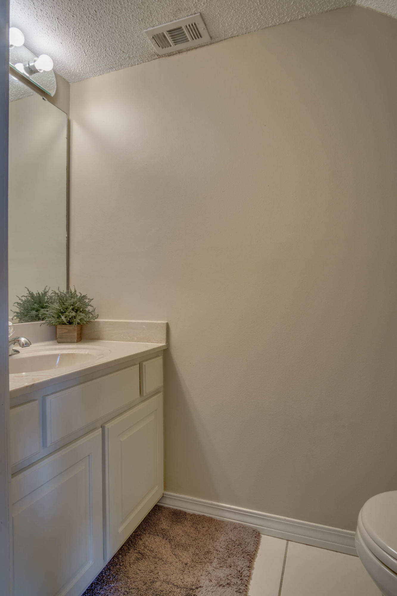 VIKING MANOR PH 1 - Residential