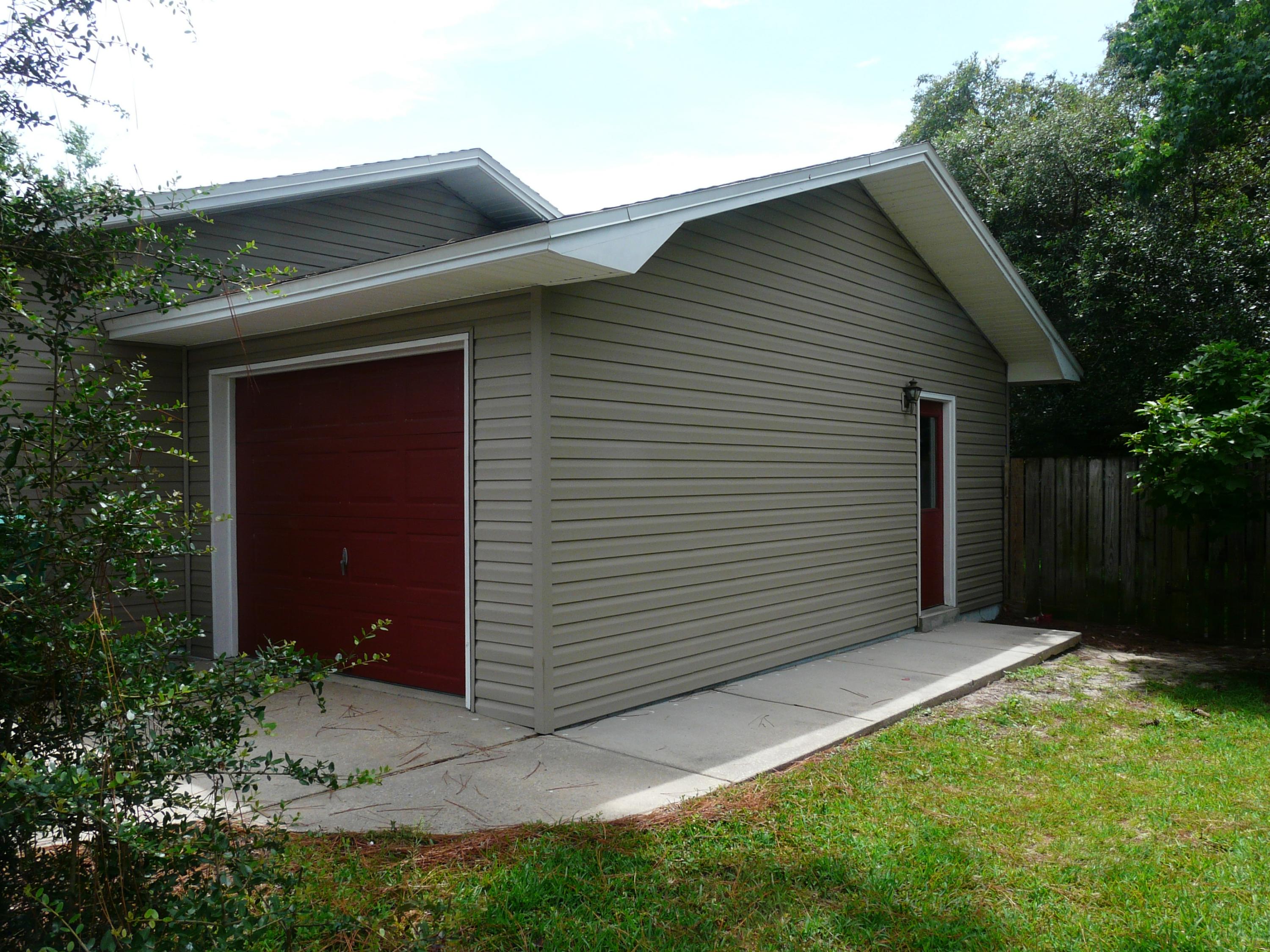 WYNNEHAVEN BEACH ESTATES - Residential