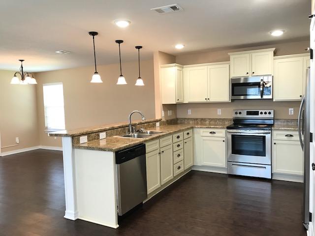 STILLWELL ESTATES - Residential