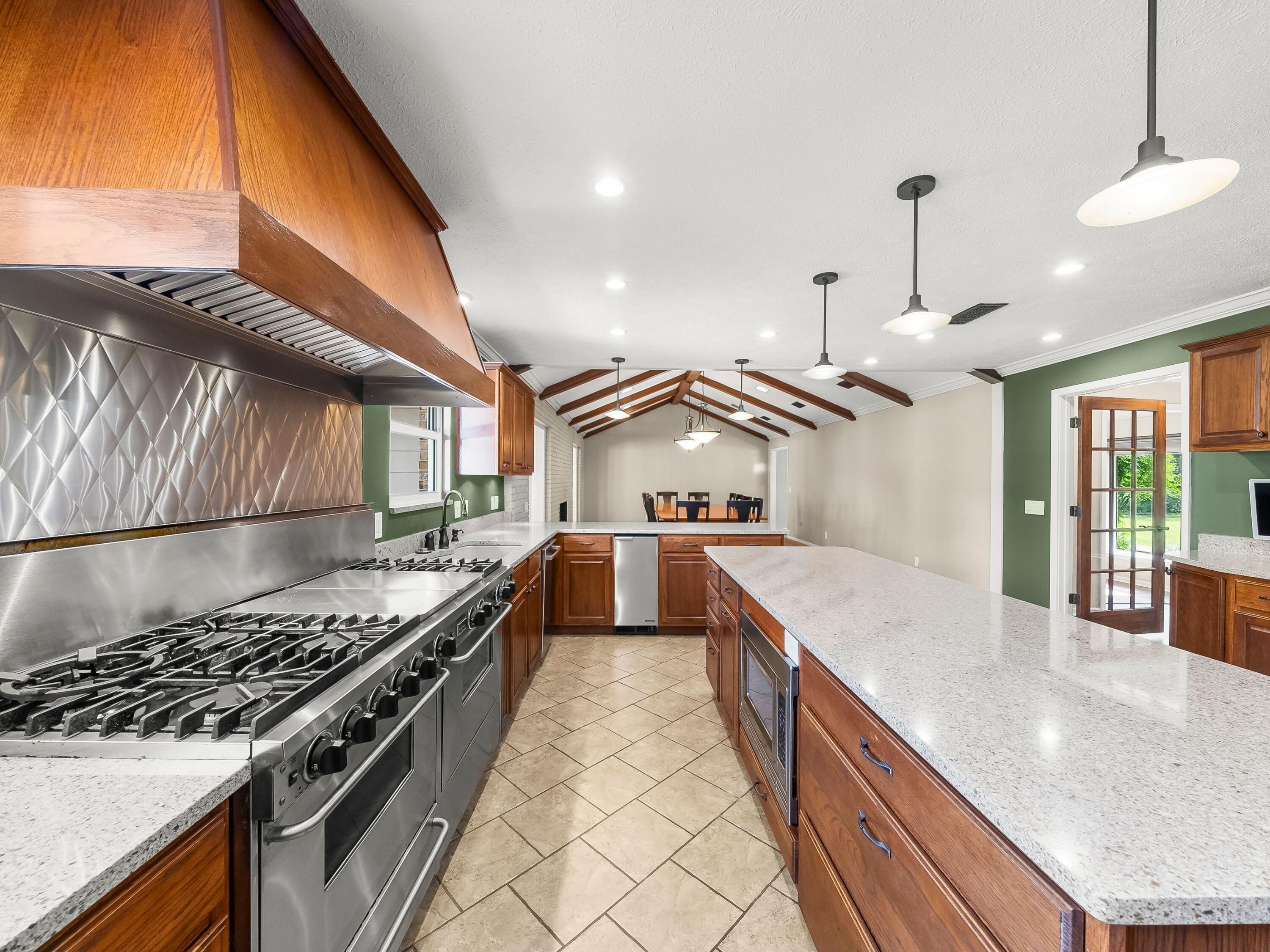 Baywood Shores Estates - Residential