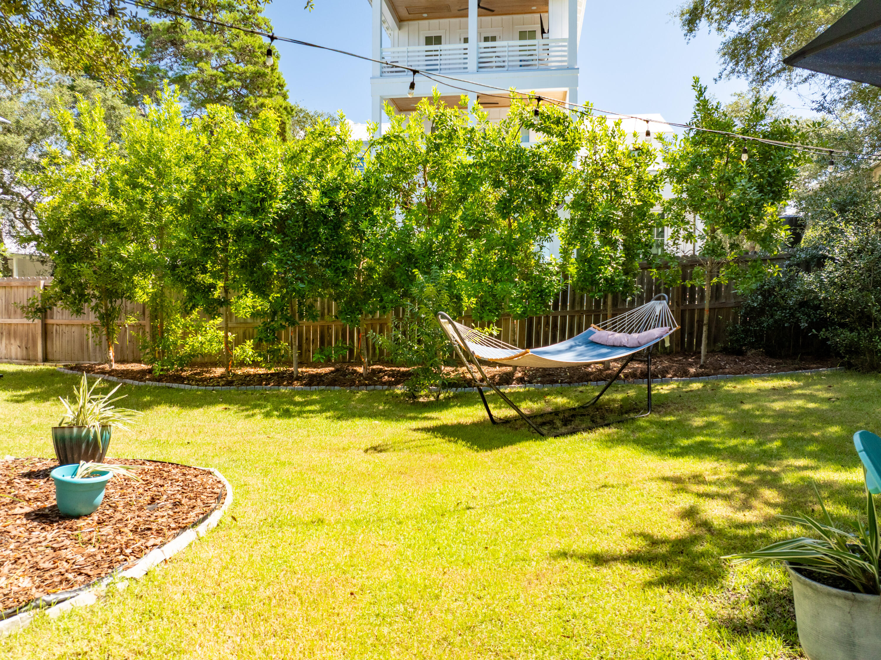BEACH HIGHLAND 1ST ADD - Residential